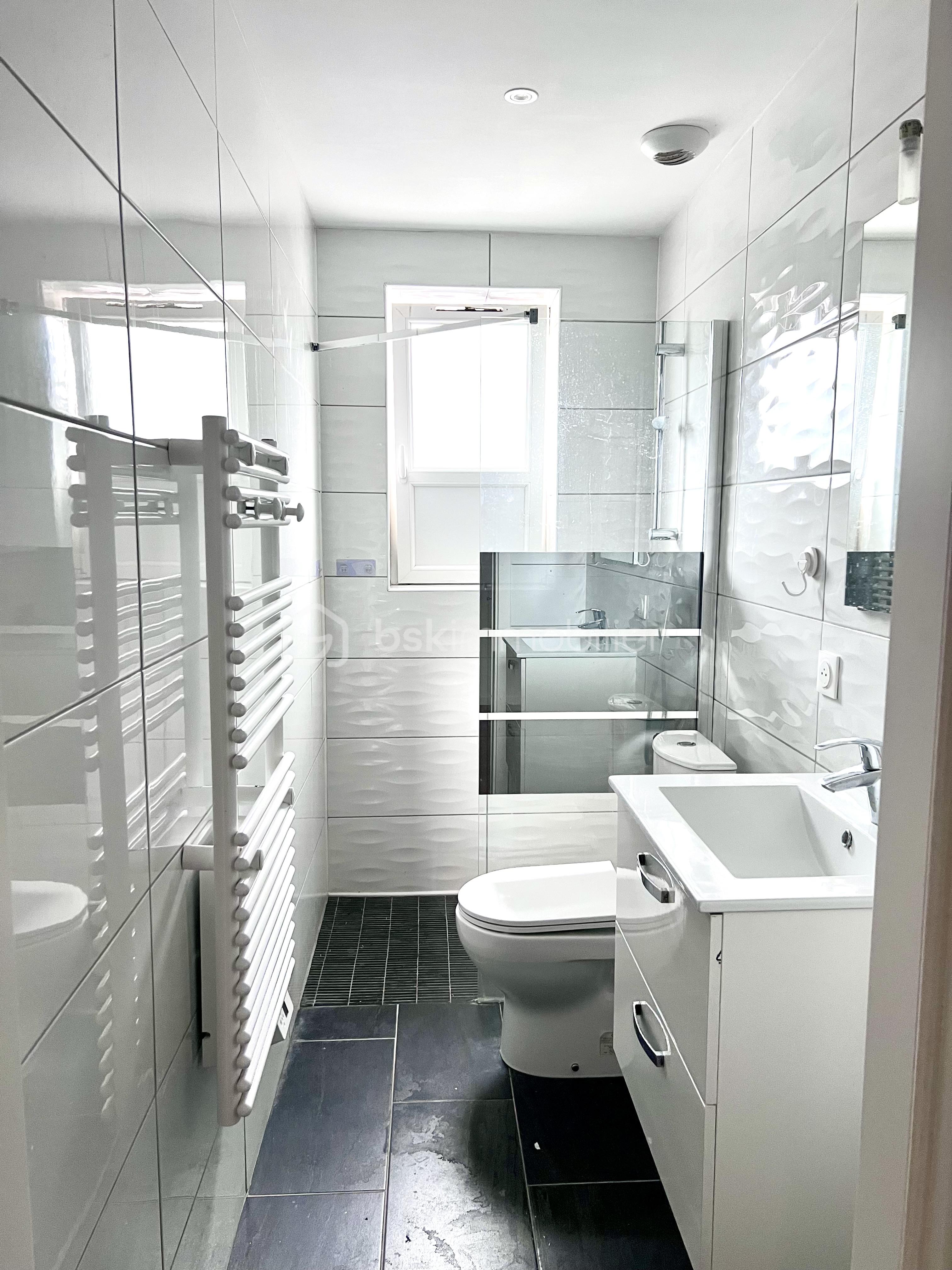 Appartement de 60 m² - salle d'eau.jpg