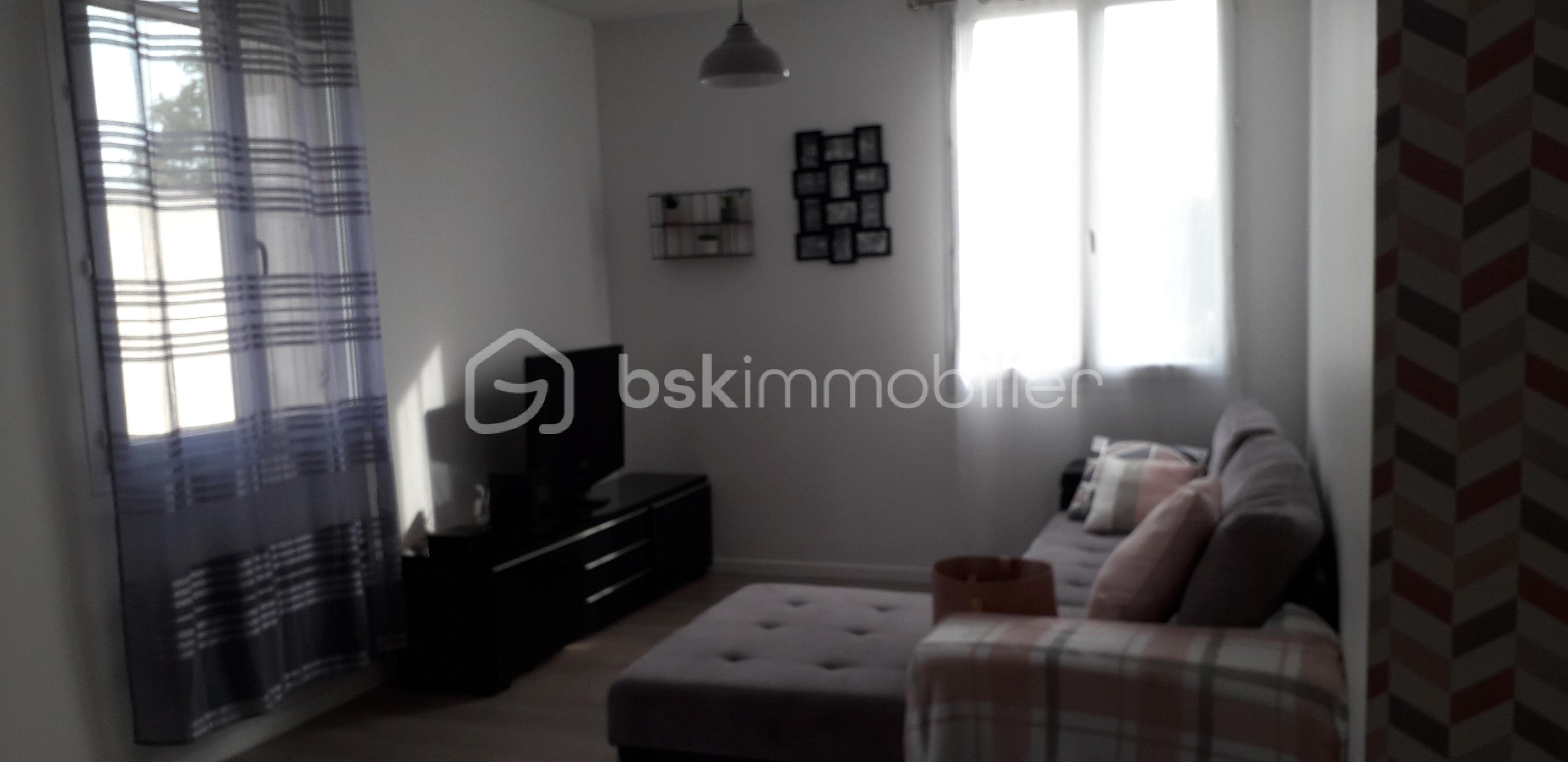 Appartement de 83 m² - salon.jpg