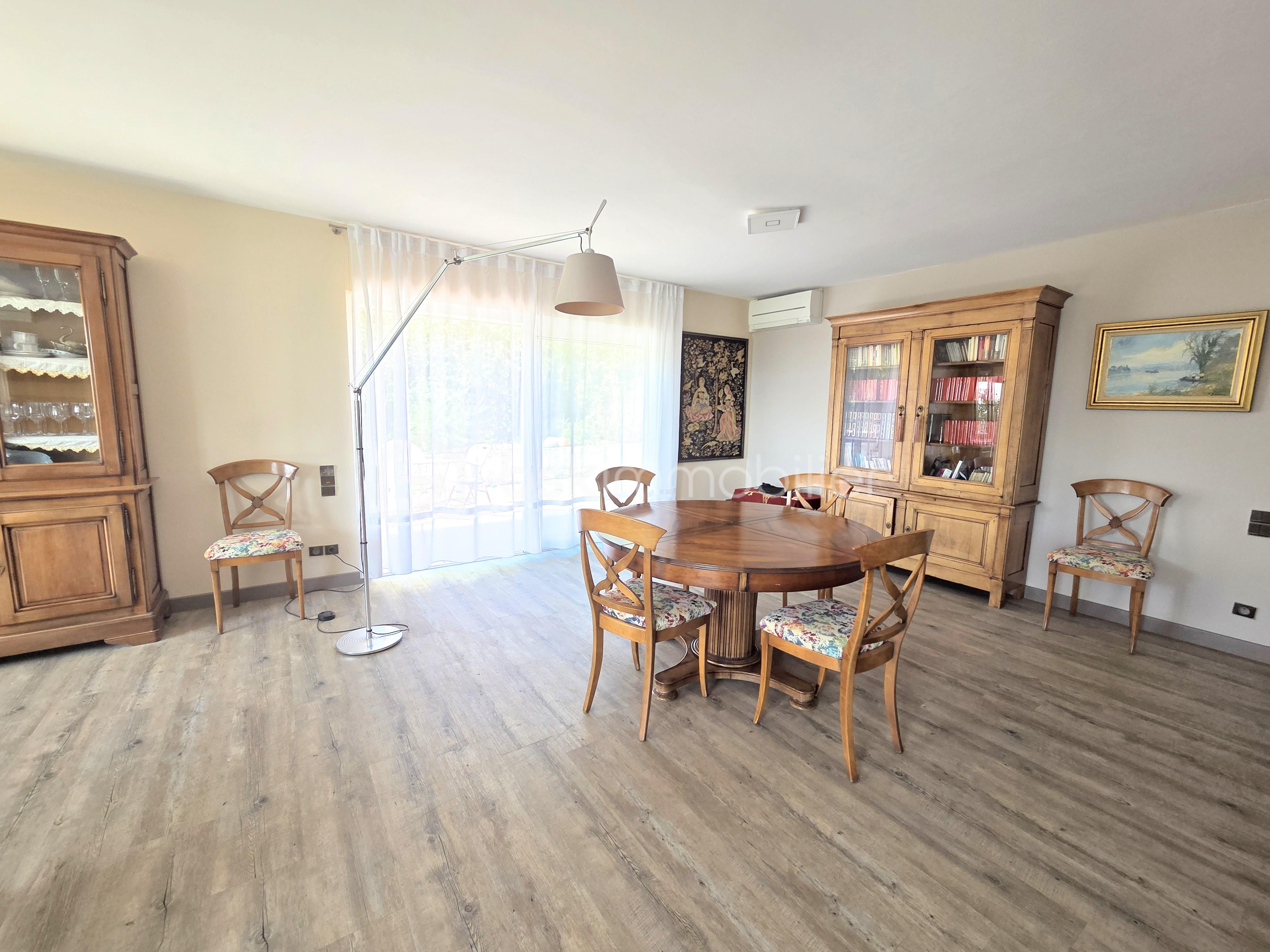 Maison de 227 m² - 1.jpg