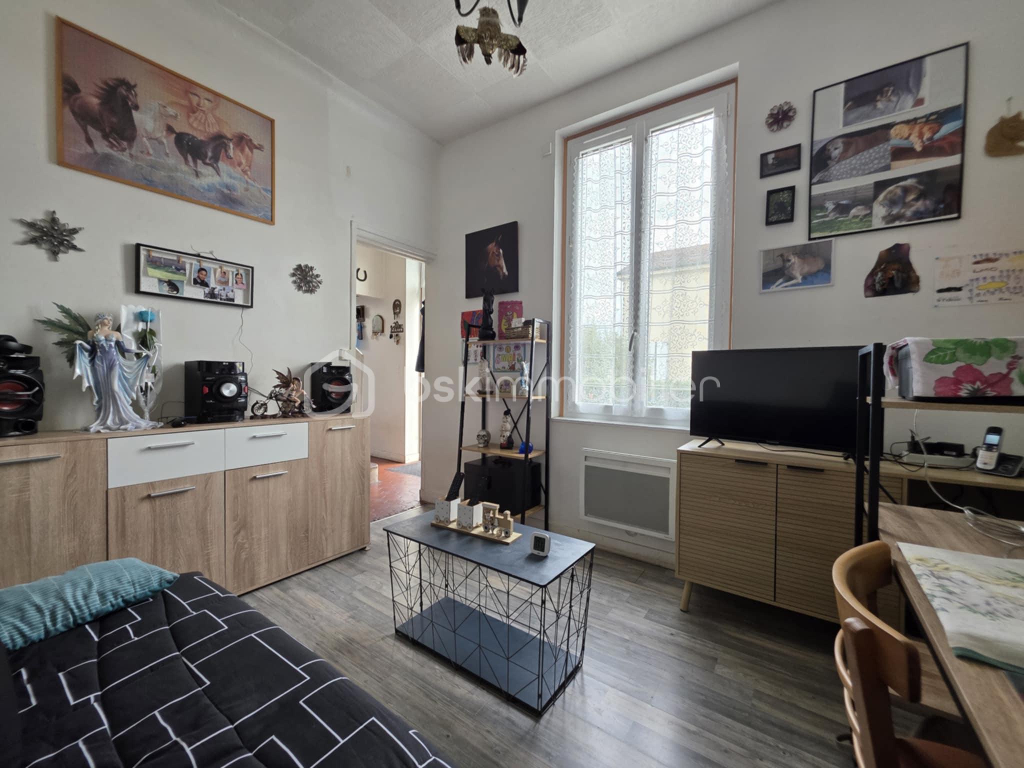 Pavillon de 50 m² - 0485d0d9-3987-45c9-874e-7284e417cee4.jpeg