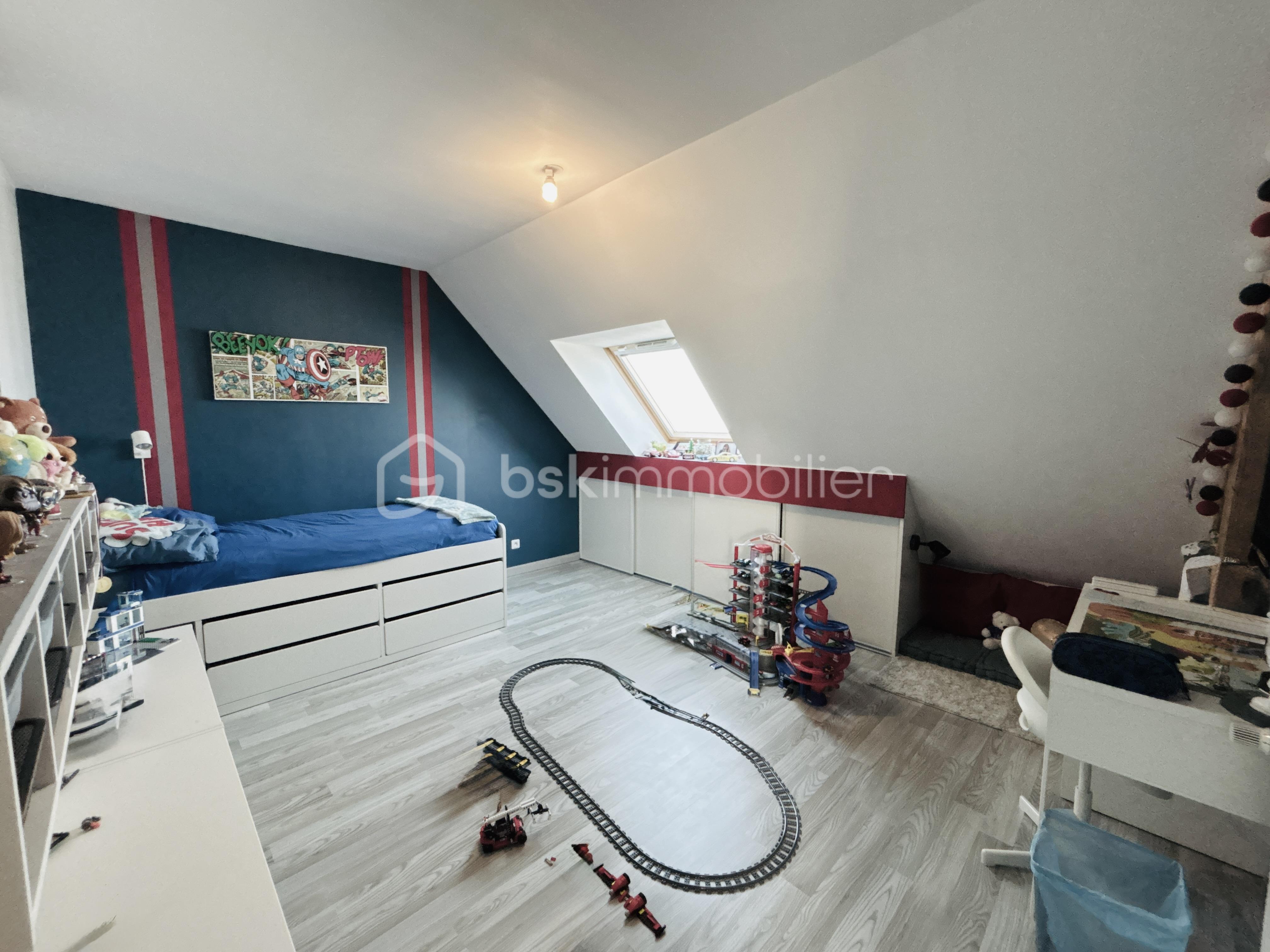 Maison de 100 m² - DJI_20251120_092547_030.jpg