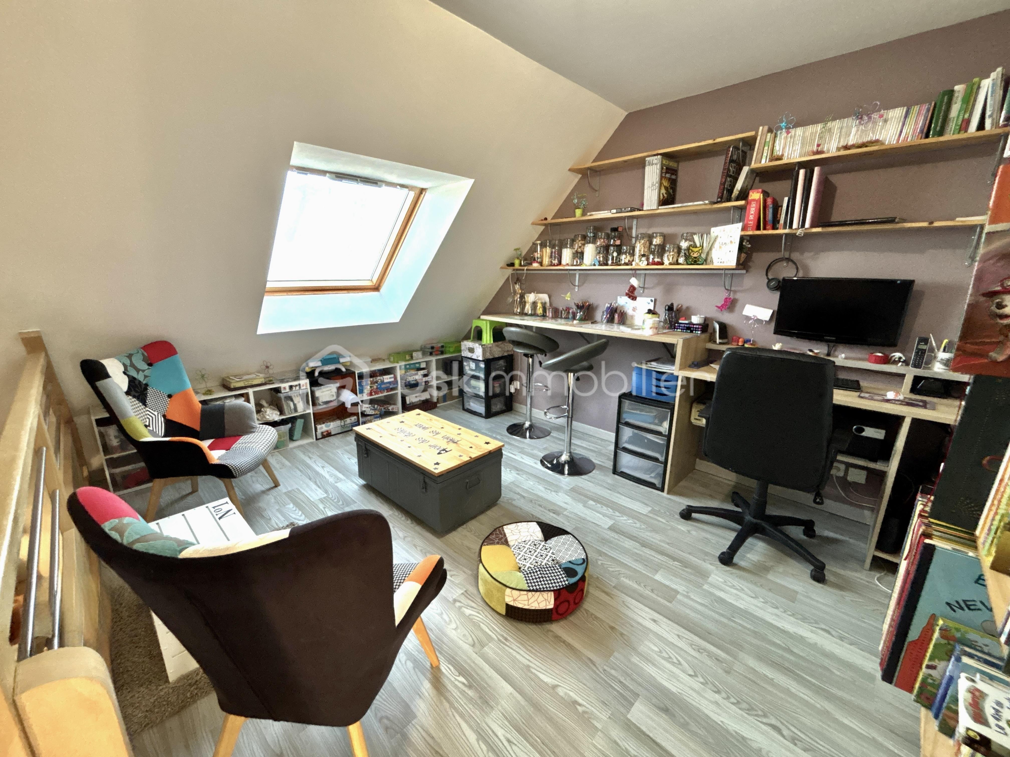 Maison de 100 m² - DJI_20251120_092332_137.jpg