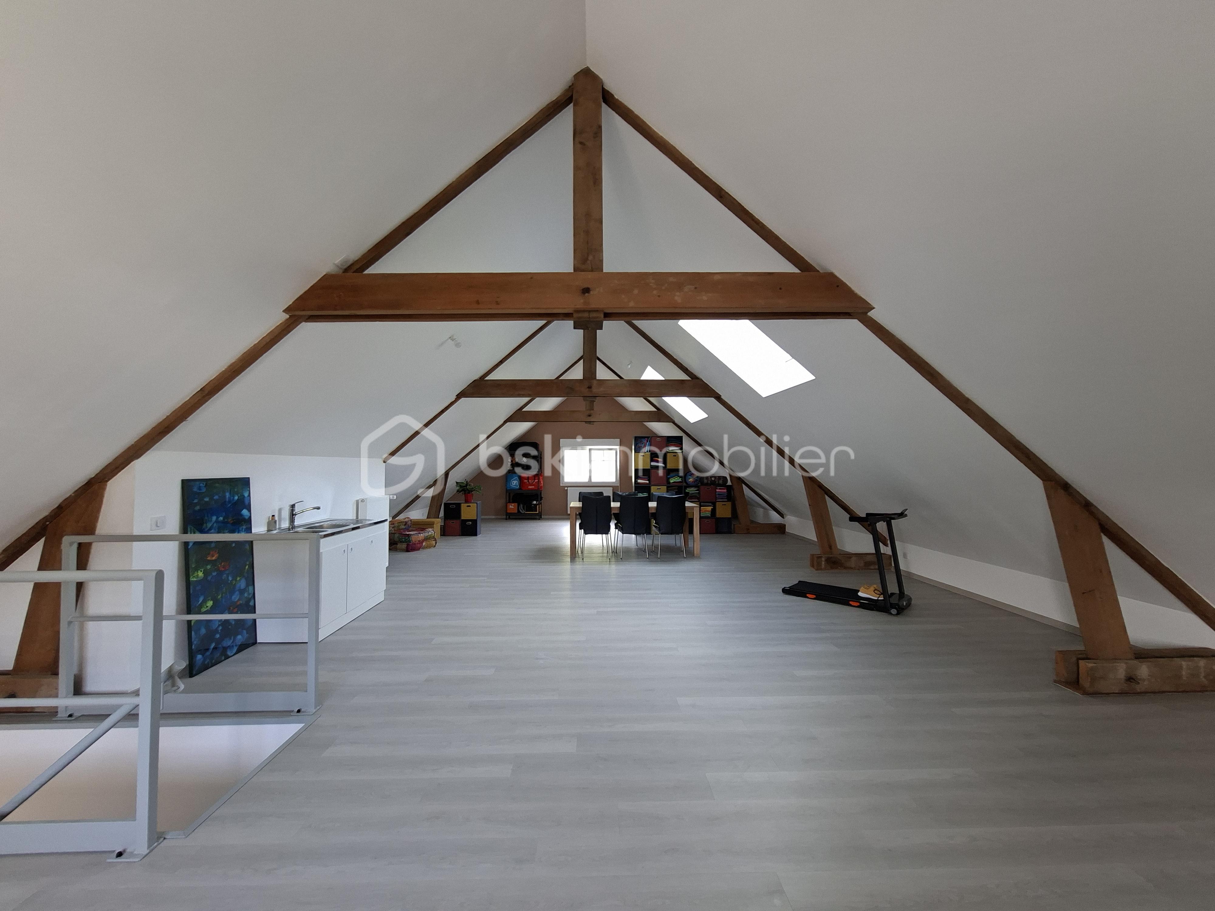 Mezzanine 2.jpg
