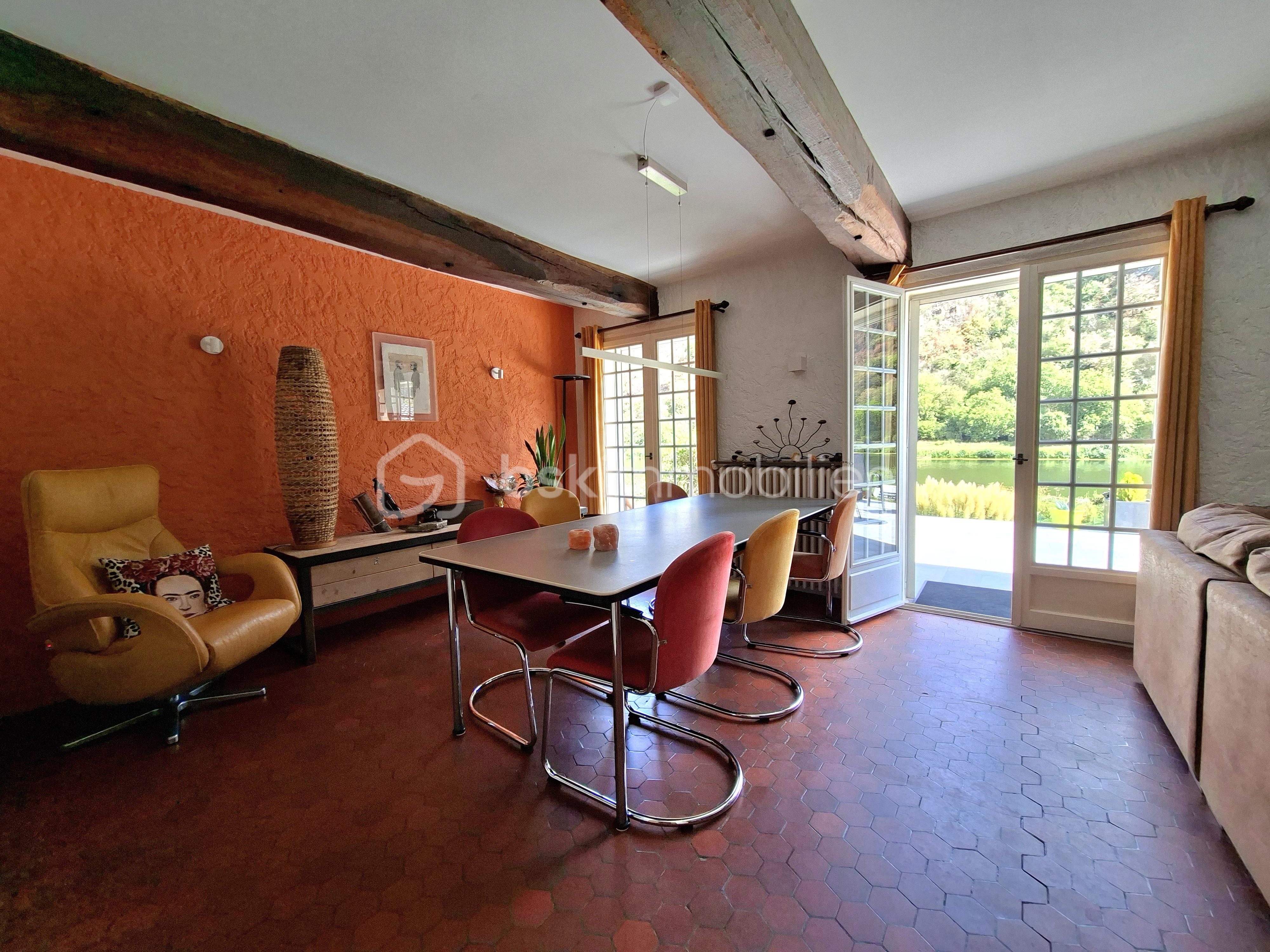 Salle à manger.jpg