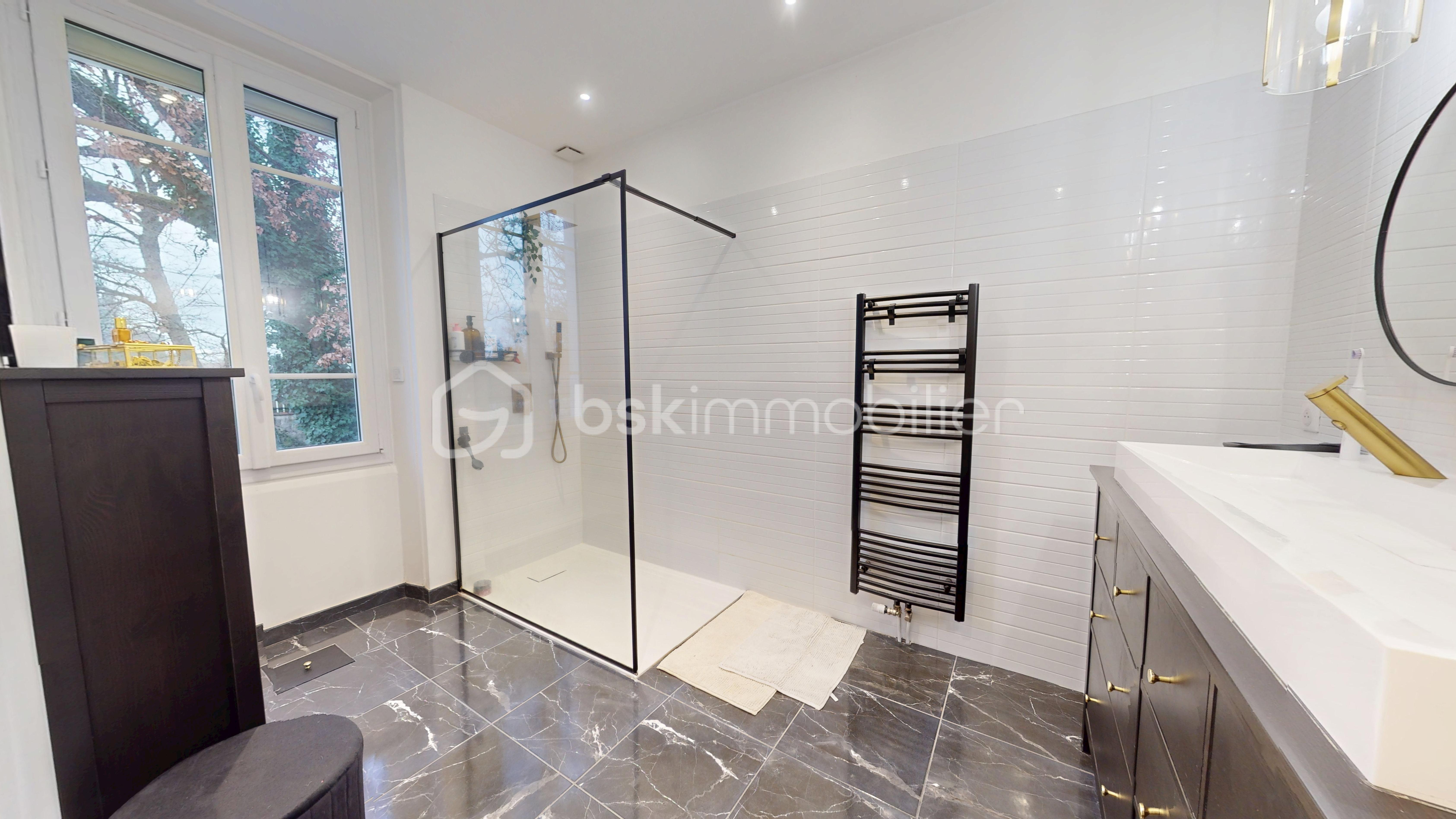 Maison de 162 m² - Maison-de-Famille-4-chambres-01272026_154638.jpg