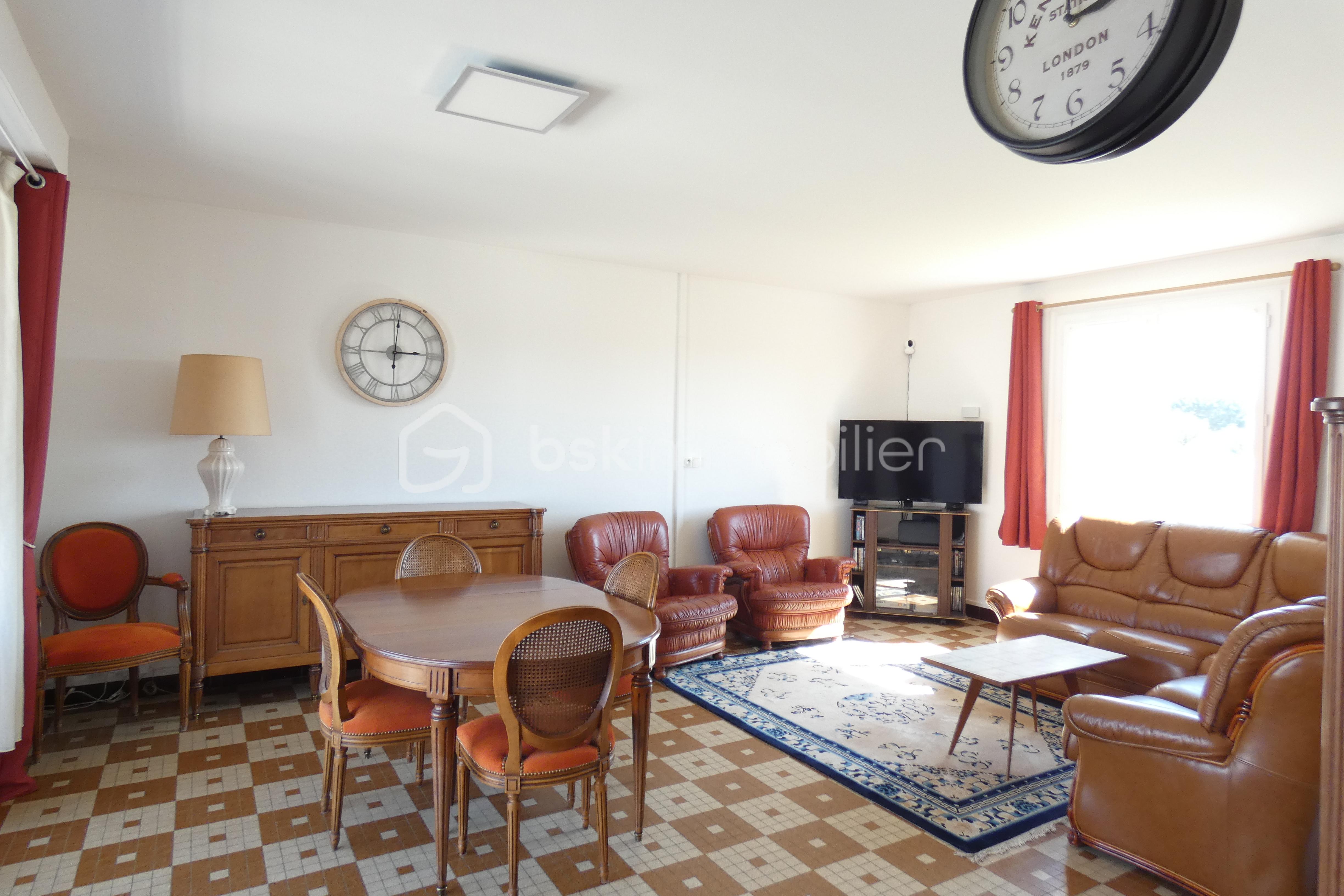 Maison de village de 99 m² - salon1.JPG