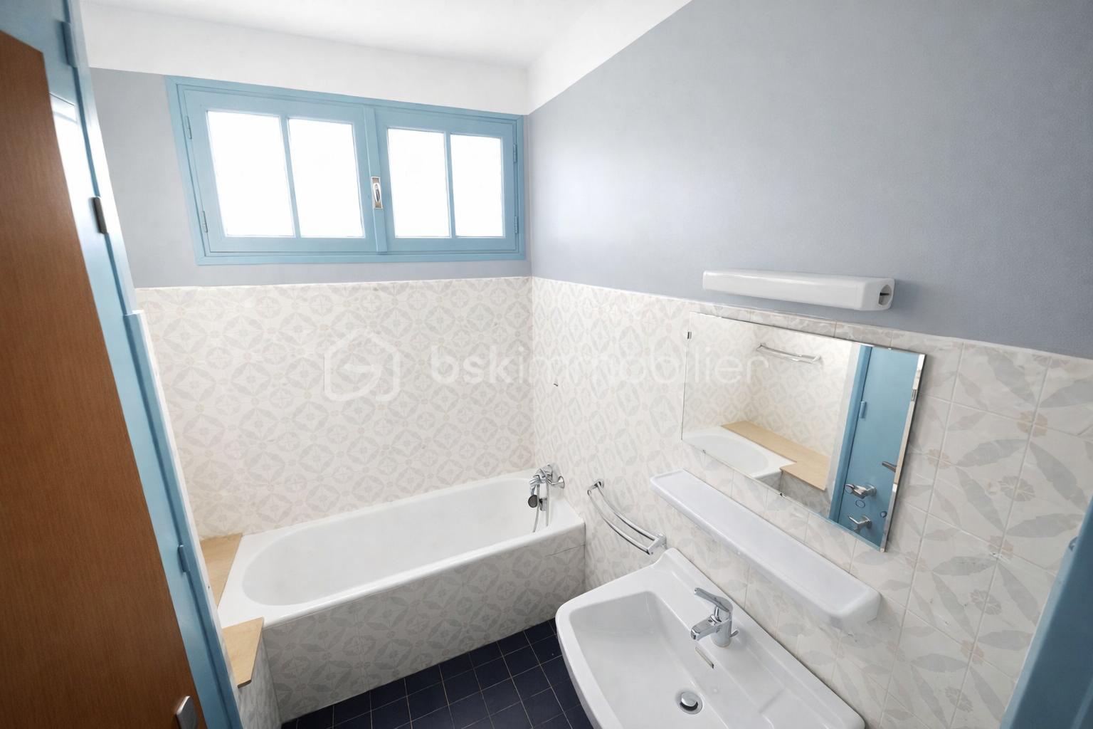 Maison de 120 m² - 28ea3d9d-e39c-489f-99e2-f3e4af21ffdf.png