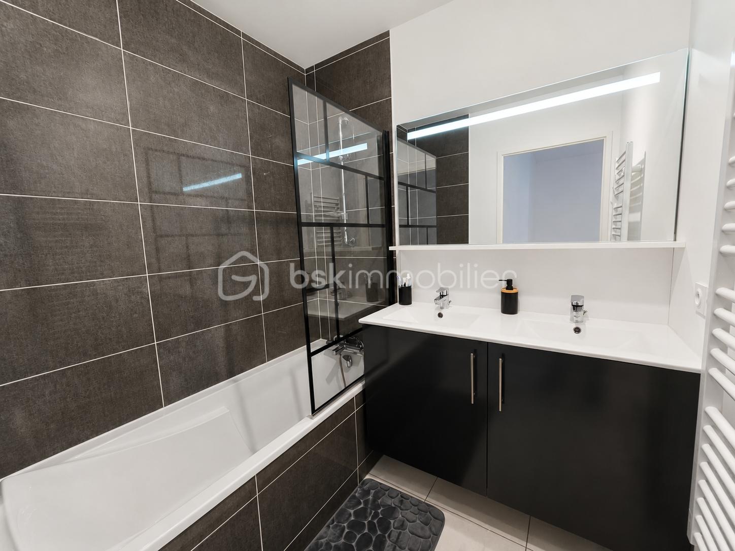 DEBORAH BENOIT BSK IMMOBILIER CLAYE SOUILLY 7.png