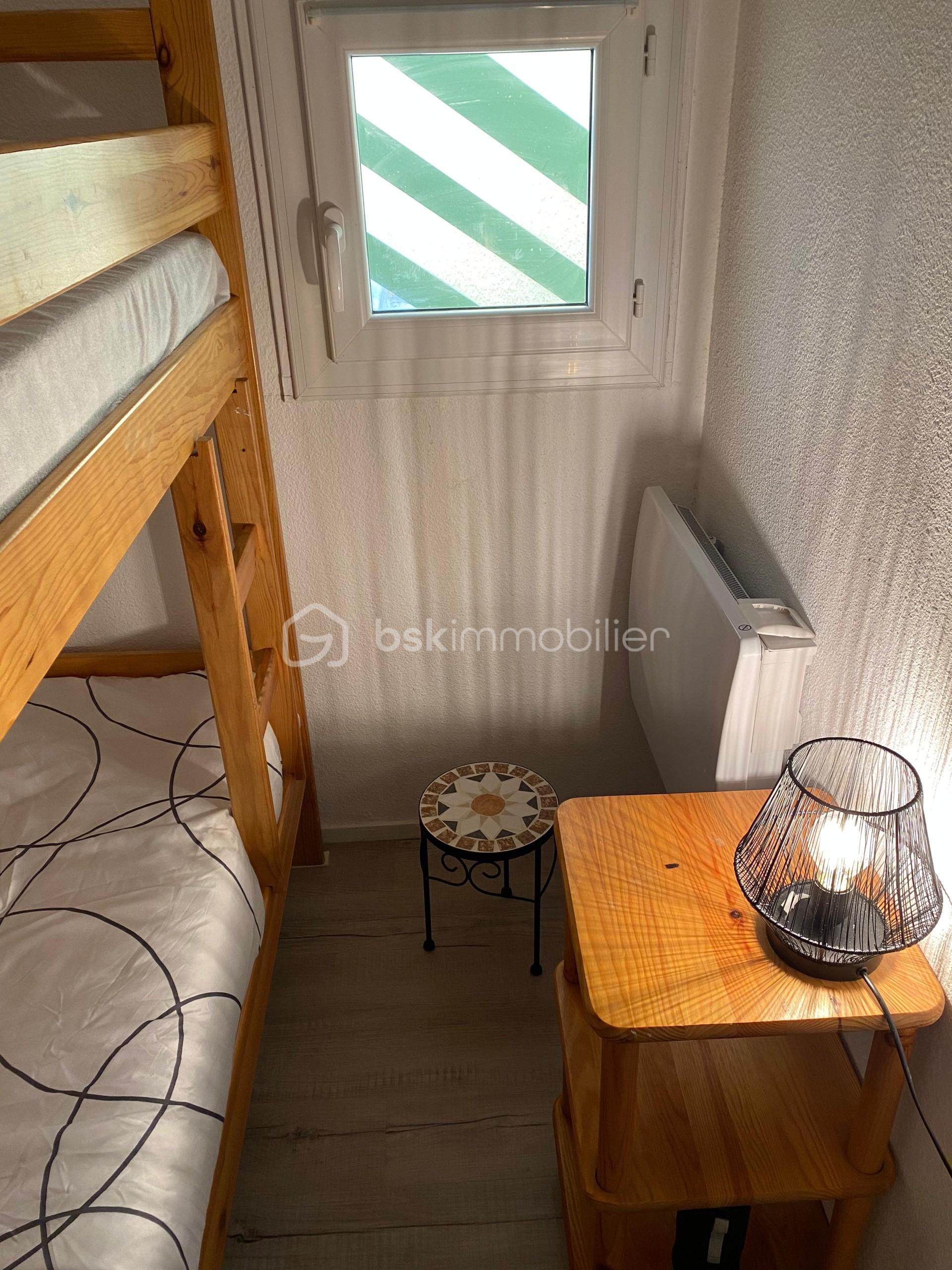 Appartement de 29 m² - thumbnail_PHOTO-2025-07-19-14-28-21.jpg