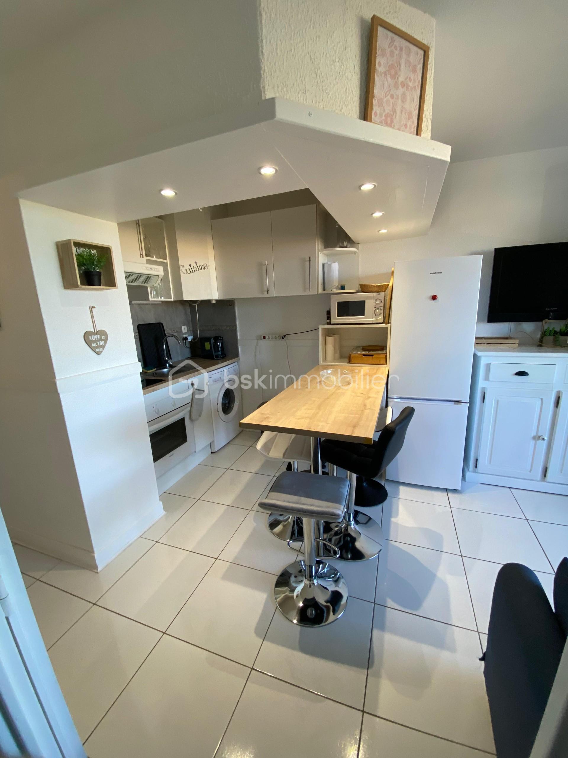 Appartement de 29 m² - thumbnail_PHOTO-2025-07-19-14-28-24.jpg