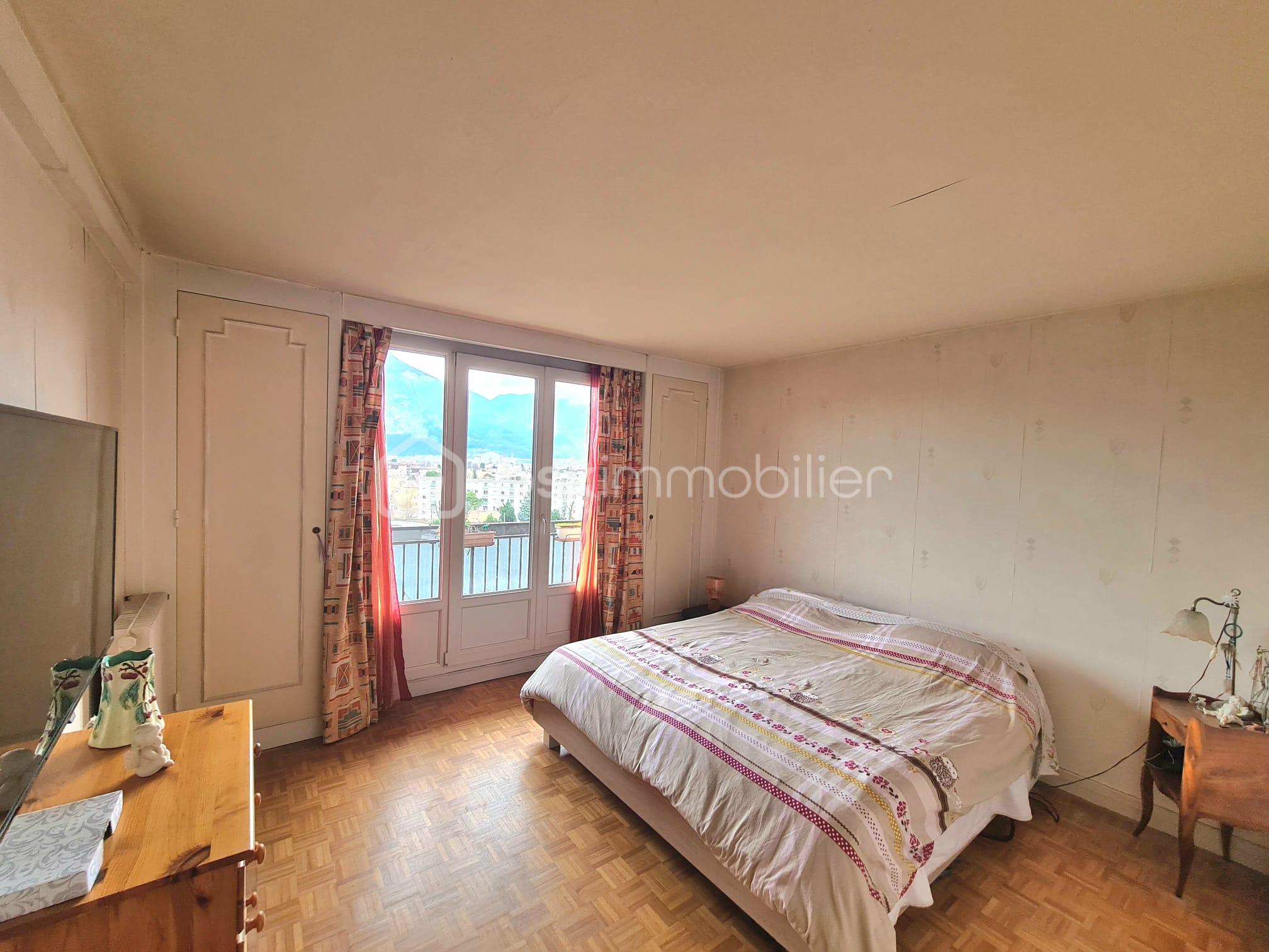 Appartement de 76 m² - chambre 1.jpeg