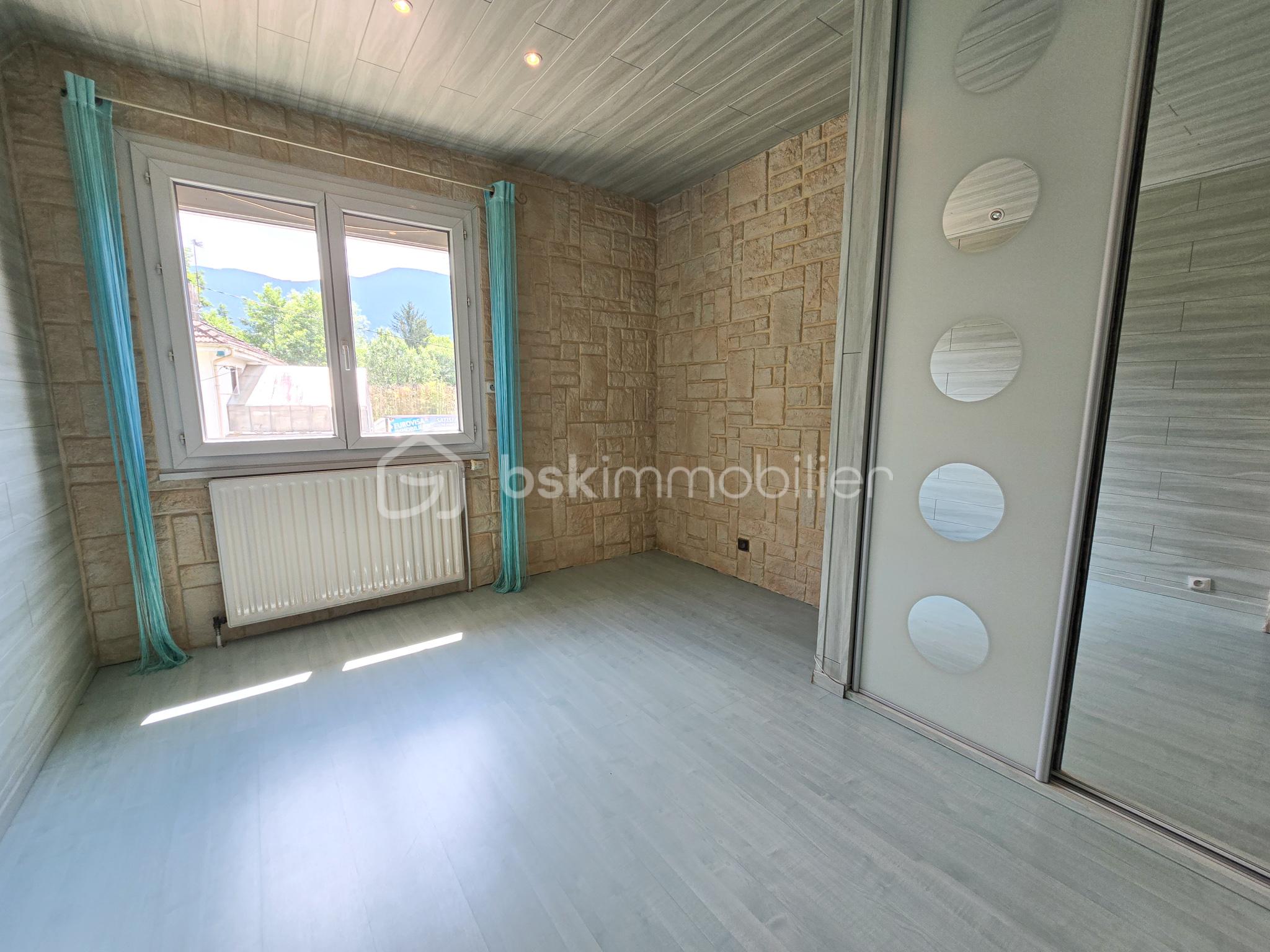 Maison traditionnelle de 143 m² - 20250715_152821.jpg