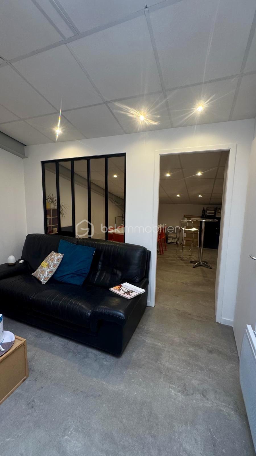 Local commercial de 80 m² - 30c4dc53-3641-4b13-af8a-13d6d0bae115.jpg