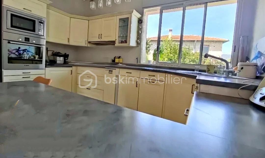 Maison de 155 m² - 1760603344420.jpg