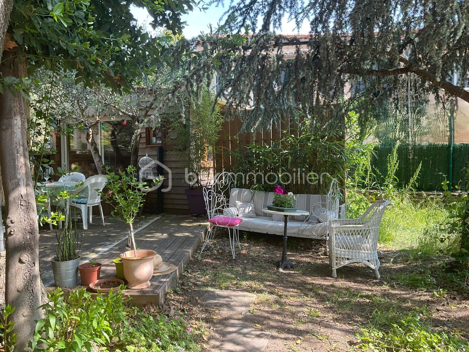 jardin exterieur 2.jpg