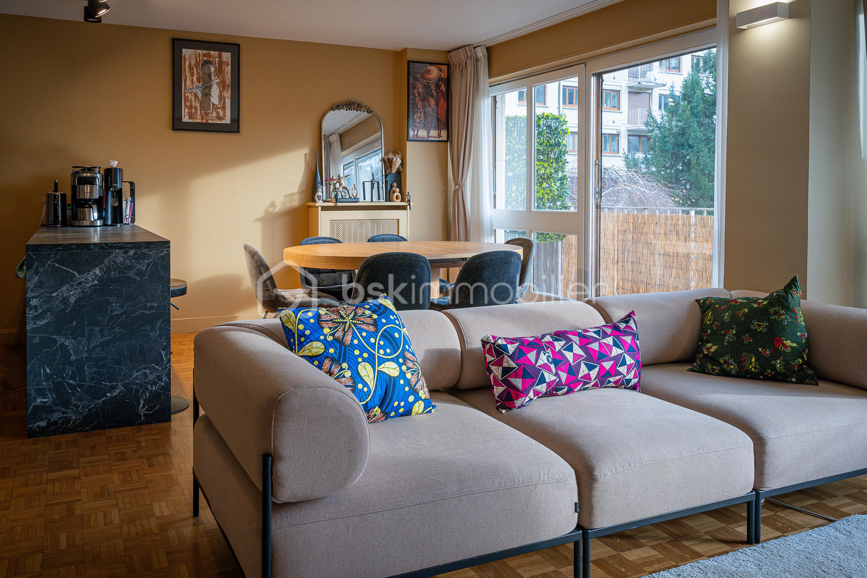 Appartement de 70 m² - Sejour et Espace à manger_1.jpg