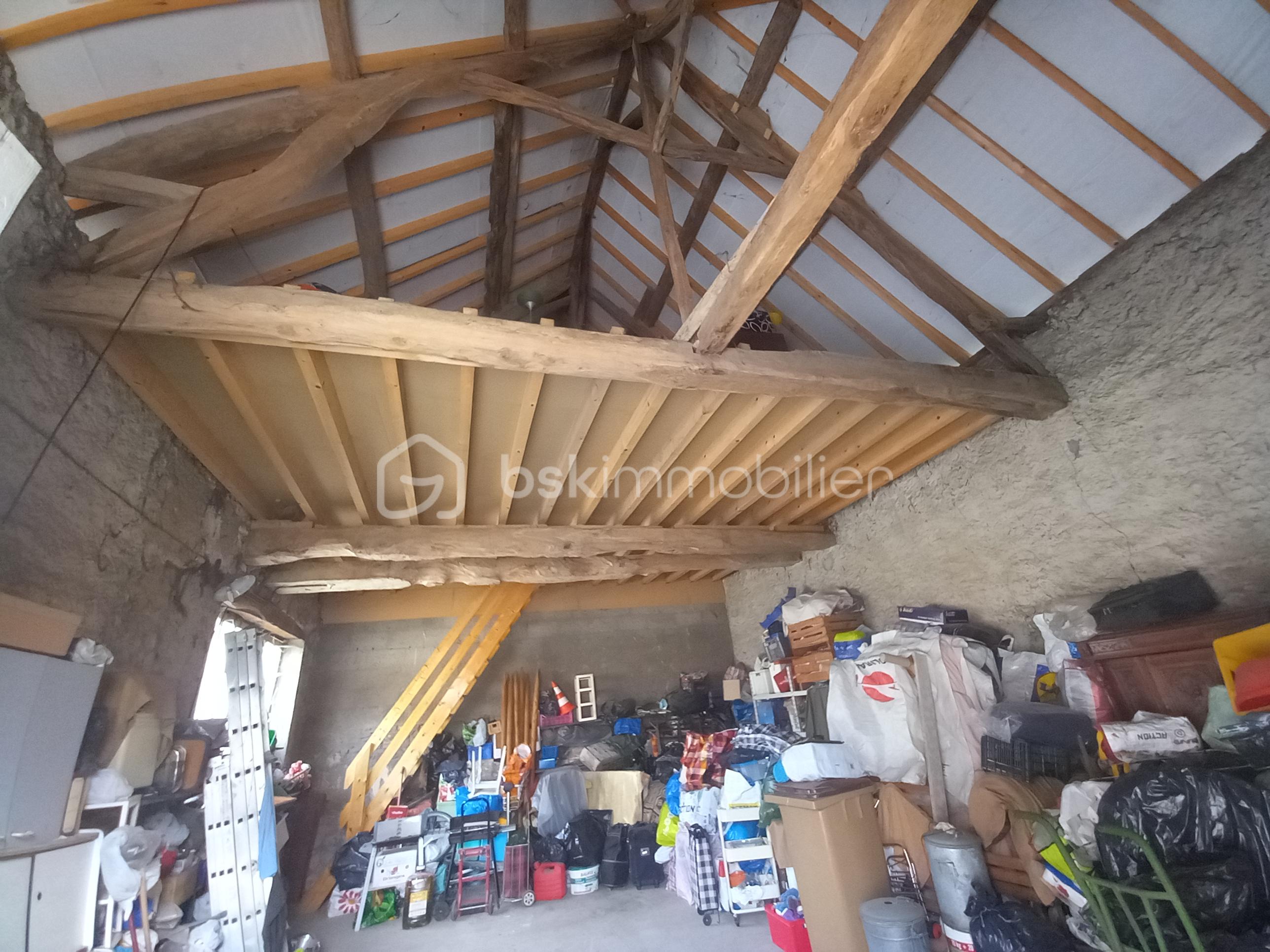 Maison de 85 m² - Maison La Frette Castrunis garage toiture 2.jpg
