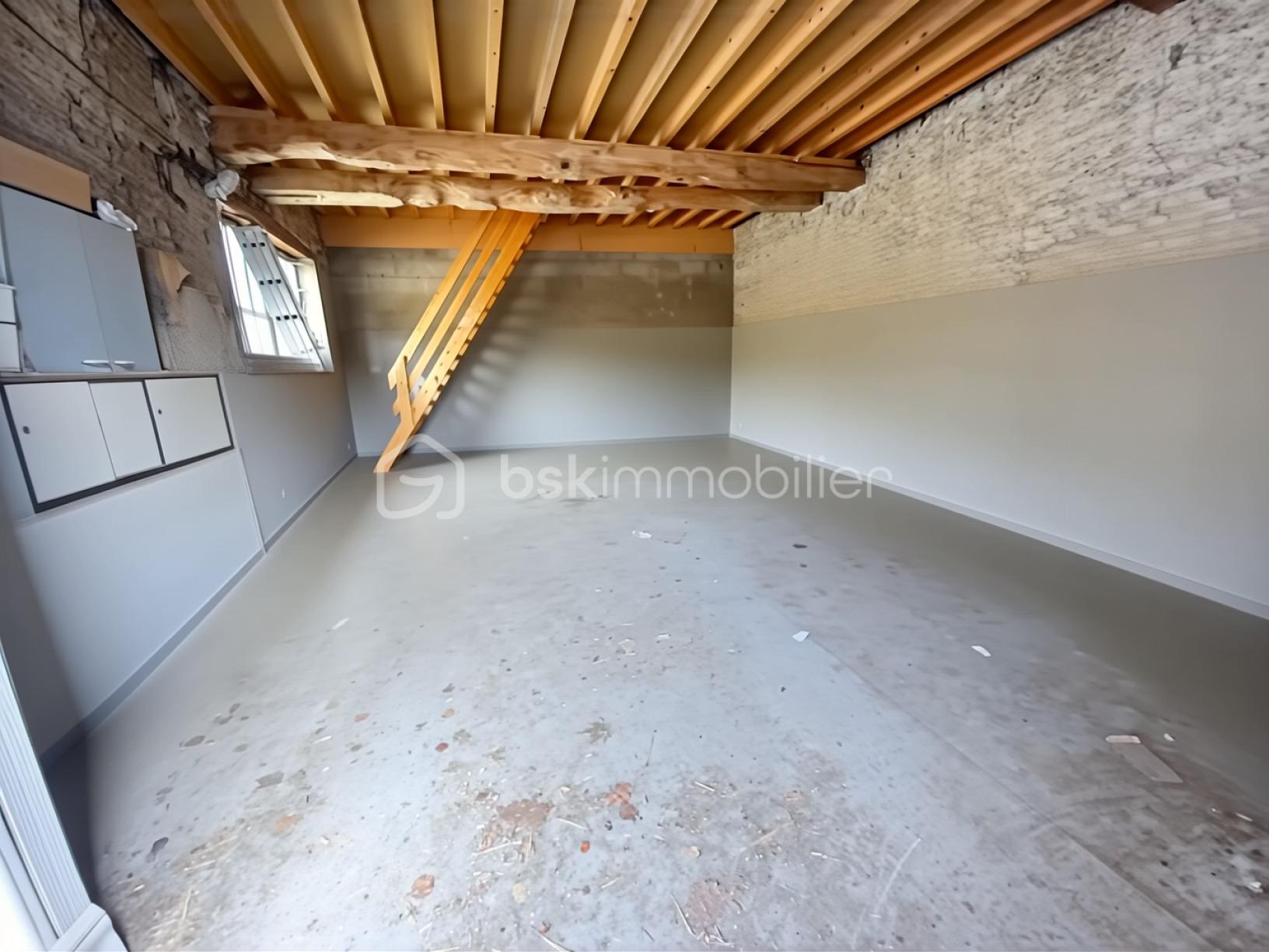 Maison de 85 m² - Maison La Frette 88 Rte de LCSA Grange 9.jpg