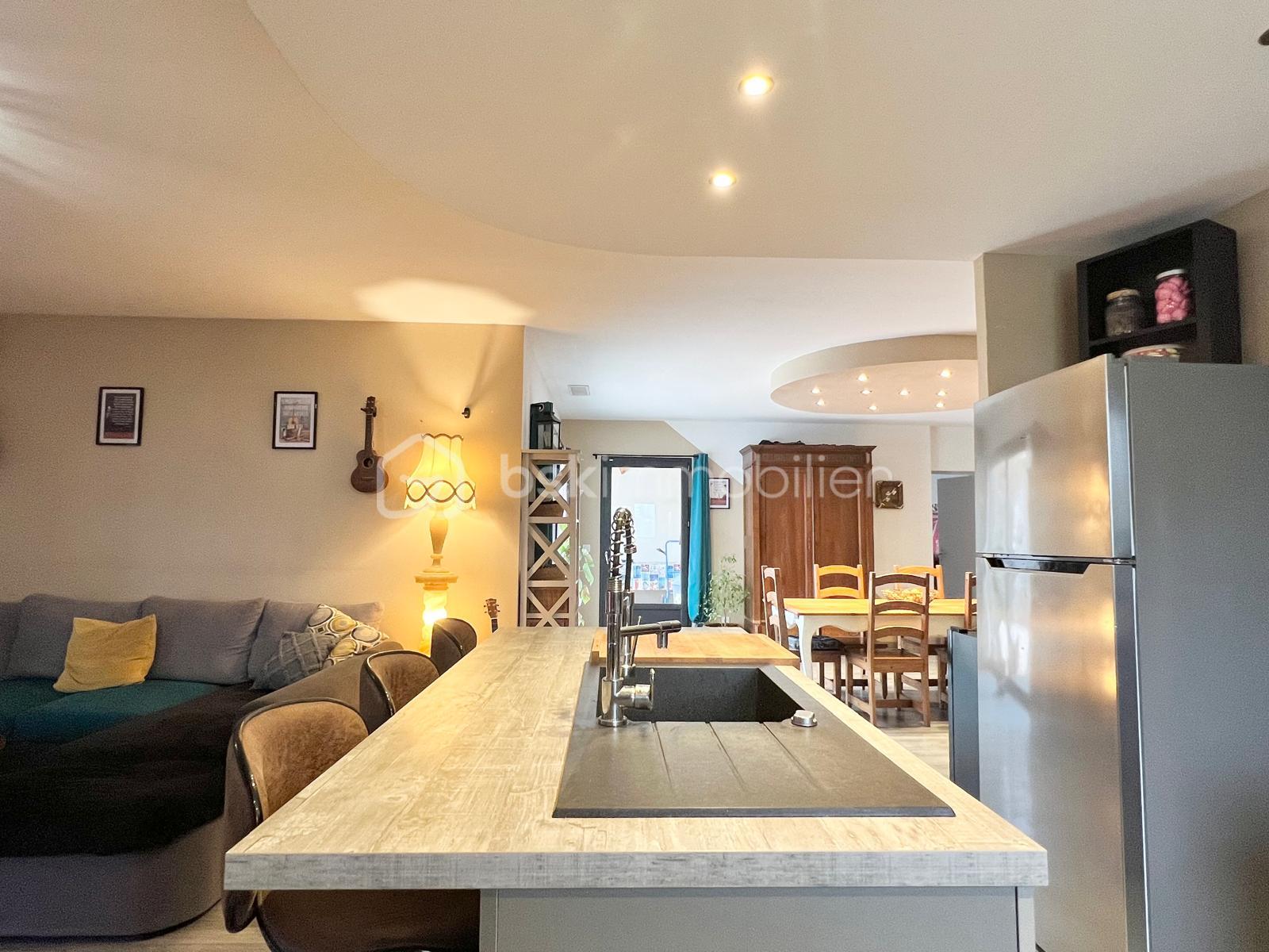 Maison traditionnelle de 120 m² - hMGNU7jgHwAPL3YGMboj6L45RaB47EqlpNTzq7HZ.jpg