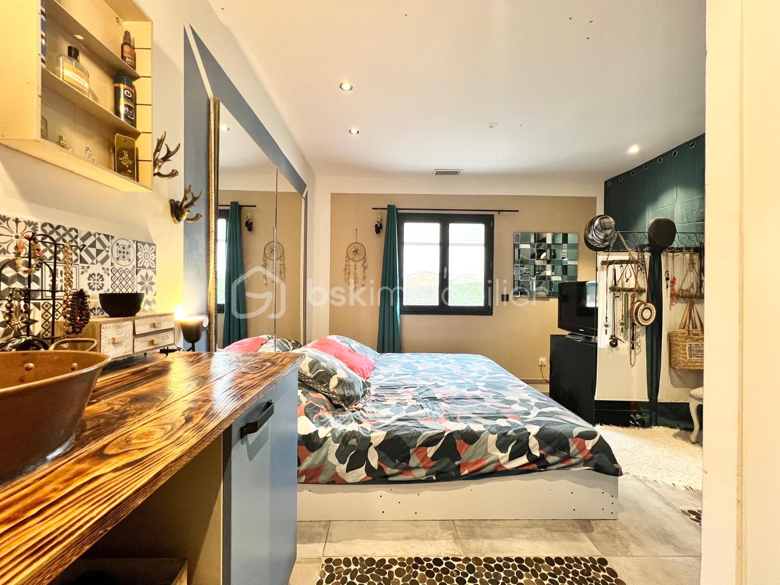 Maison traditionnelle de 120 m² - dCxTyv5rjymJL8SCU3rCJVCVhD5ixgHGIkCAhbSe.jpg