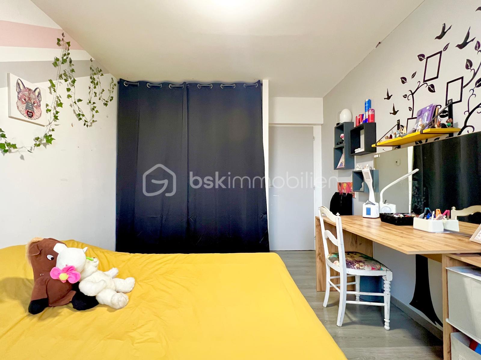 Maison traditionnelle de 120 m² - ojFTjT3PV8lAngjiRpX4FxLng3e3OTkoeKEO1c2U.jpg