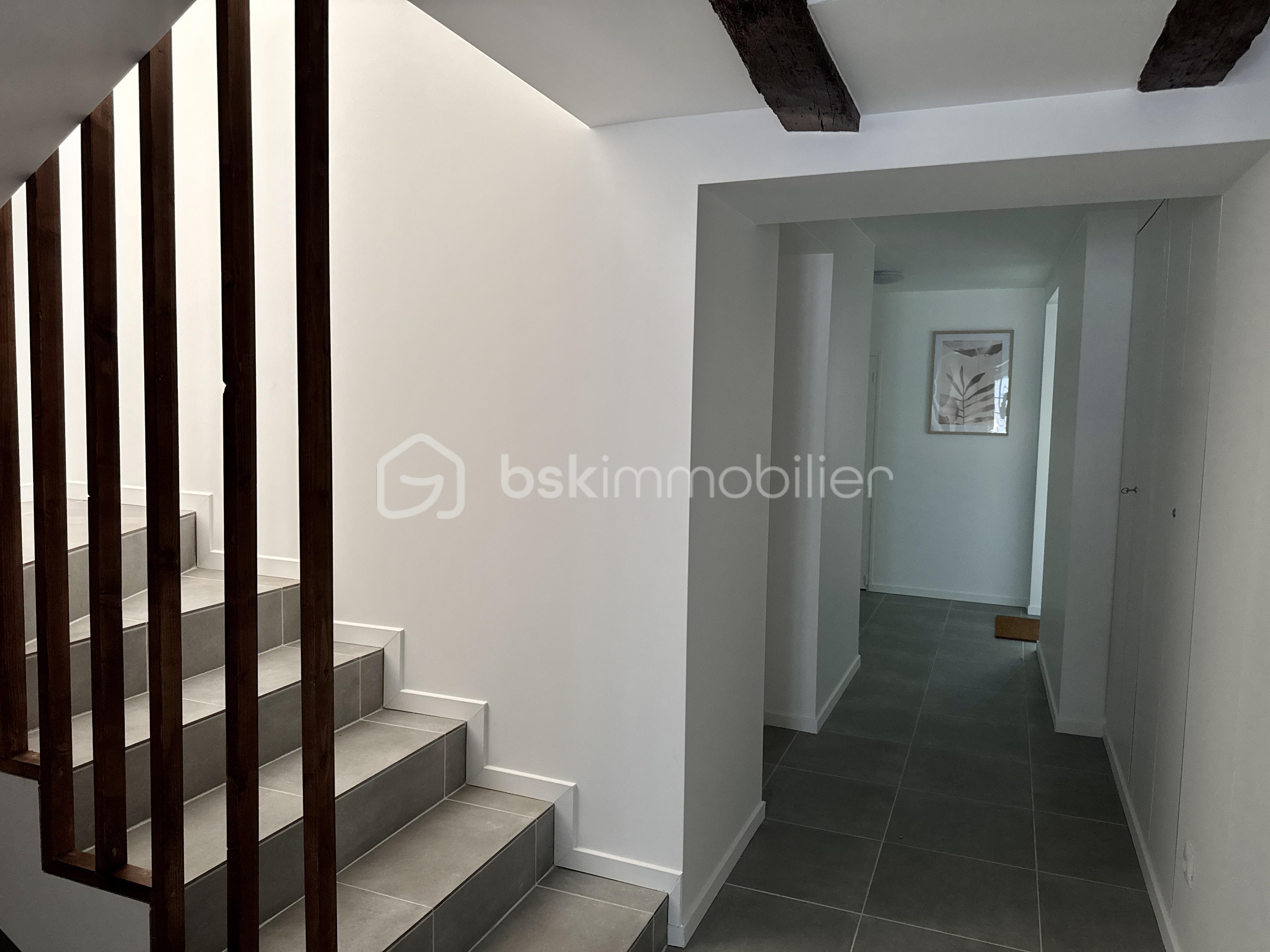 Appartement de 17,70 m² - DJI_20250712_185427_711 2.jpg