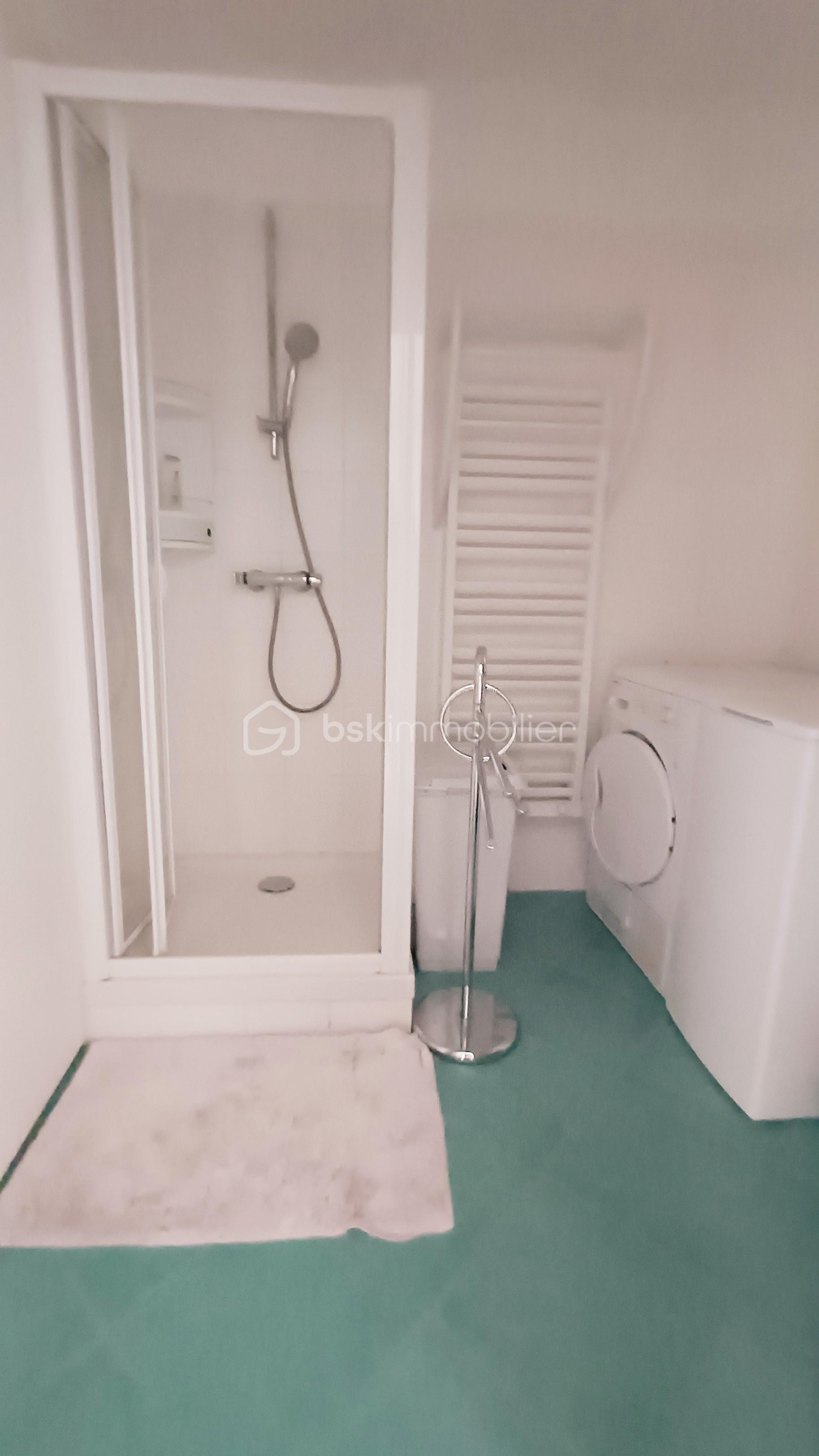 Appartement de 100 m² - thumbnail_20250830_093938.jpg