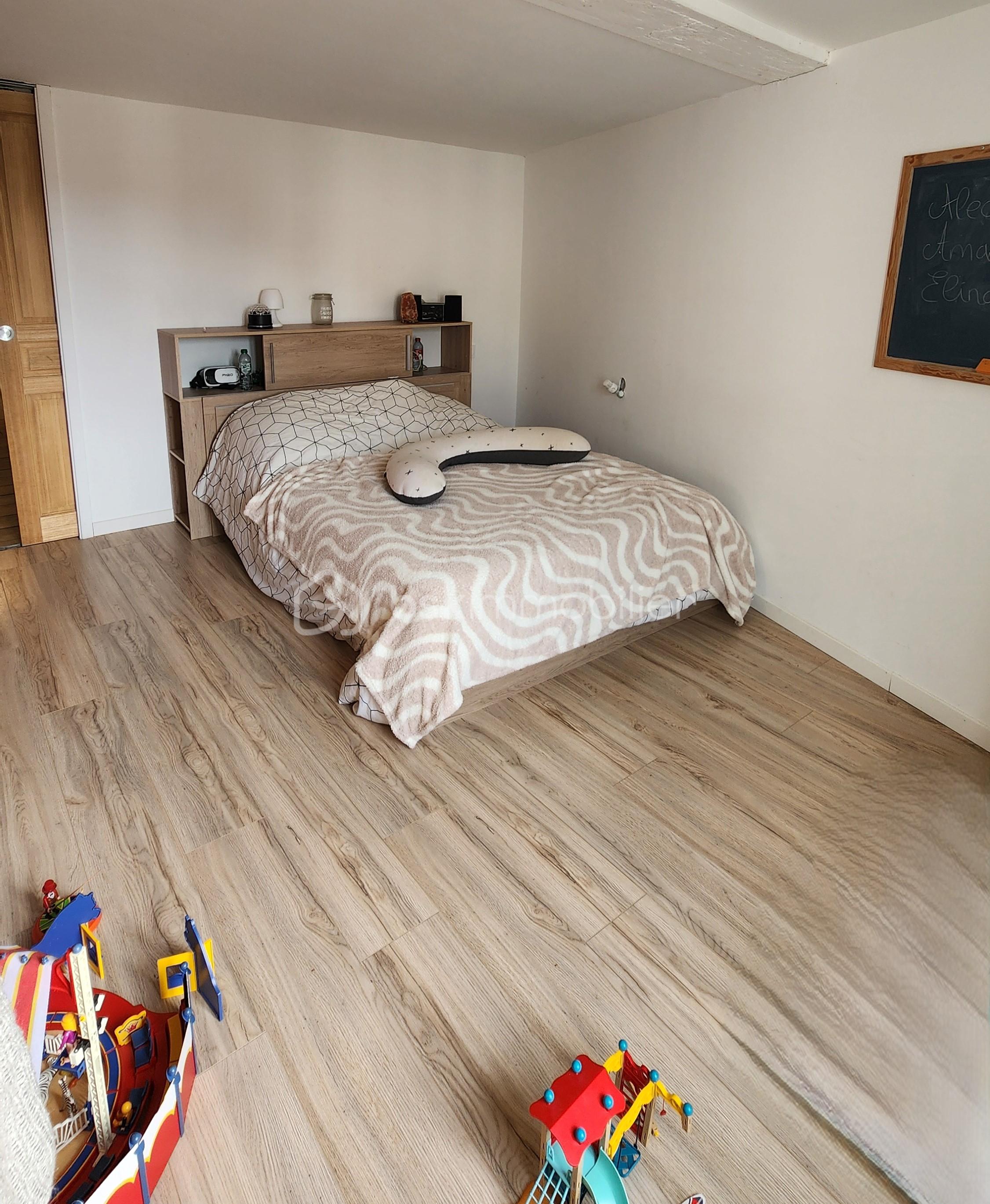 Local d'activités de 450 m² - 20251104_104616.jpg