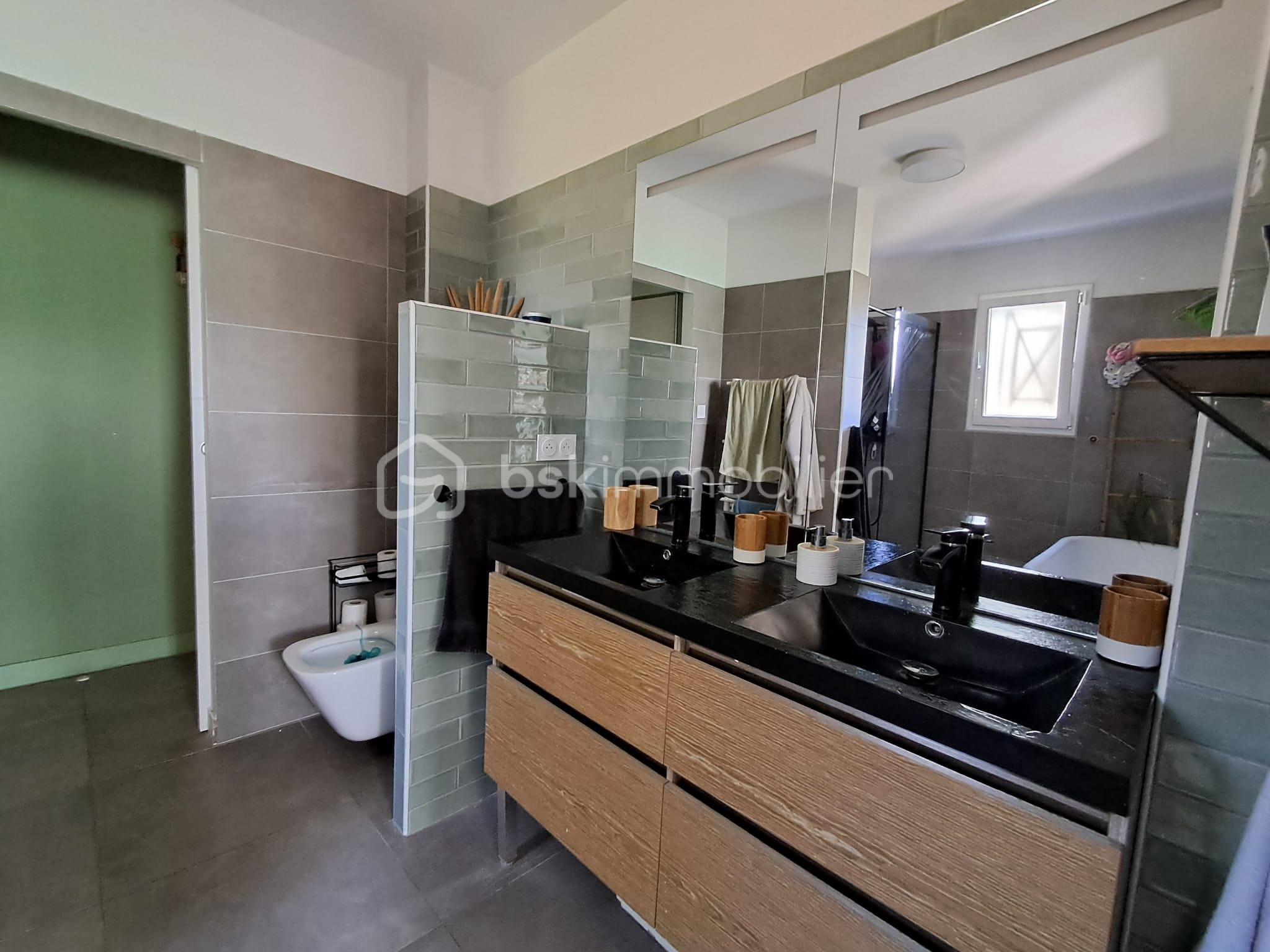 WhatsApp Image 2025-09-05 à 11.55.09_01cff50f.jpg