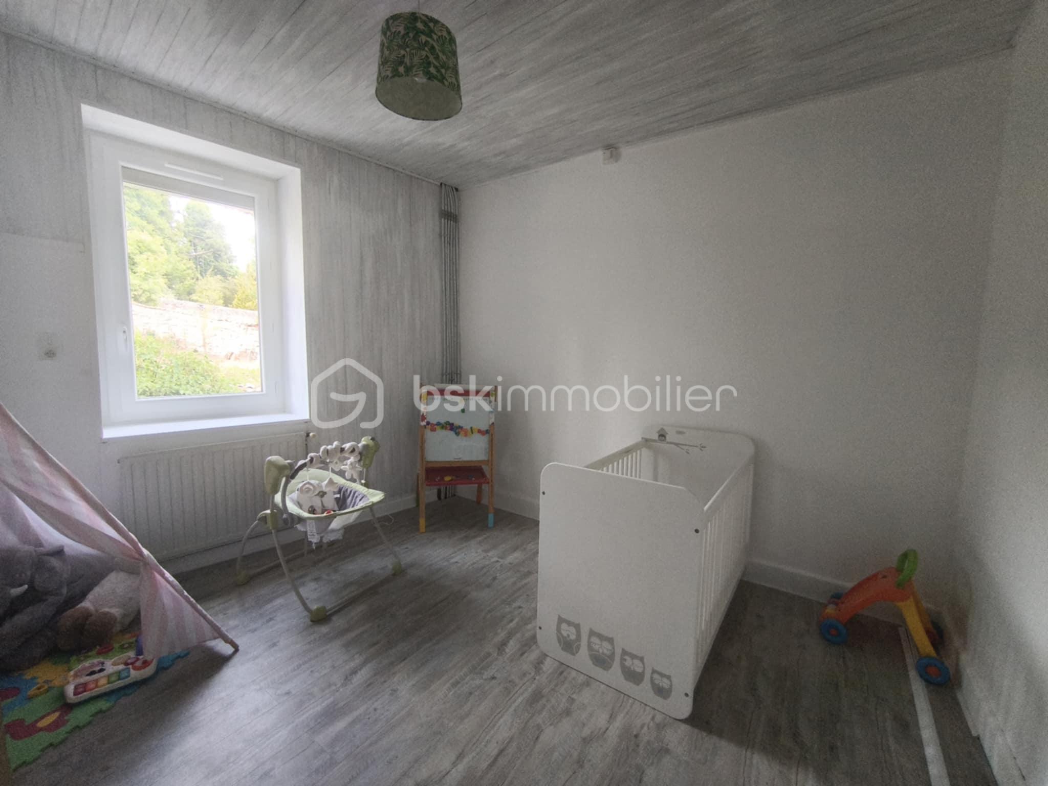 Maison en pierre de 230 m² - abee4d77-8c7e-4fc8-94a1-c47e29acb0ab.jpg