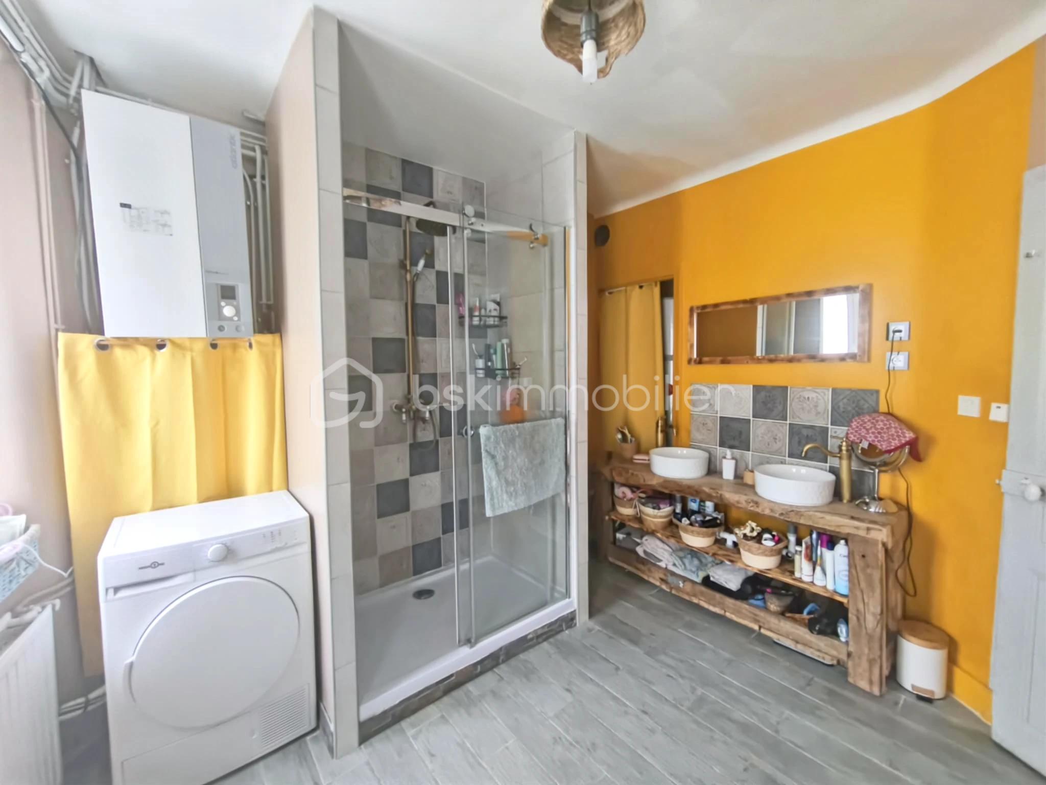 Maison en pierre de 230 m² - 3d672a75-86c8-4895-8531-ba4f813c2812.jpg