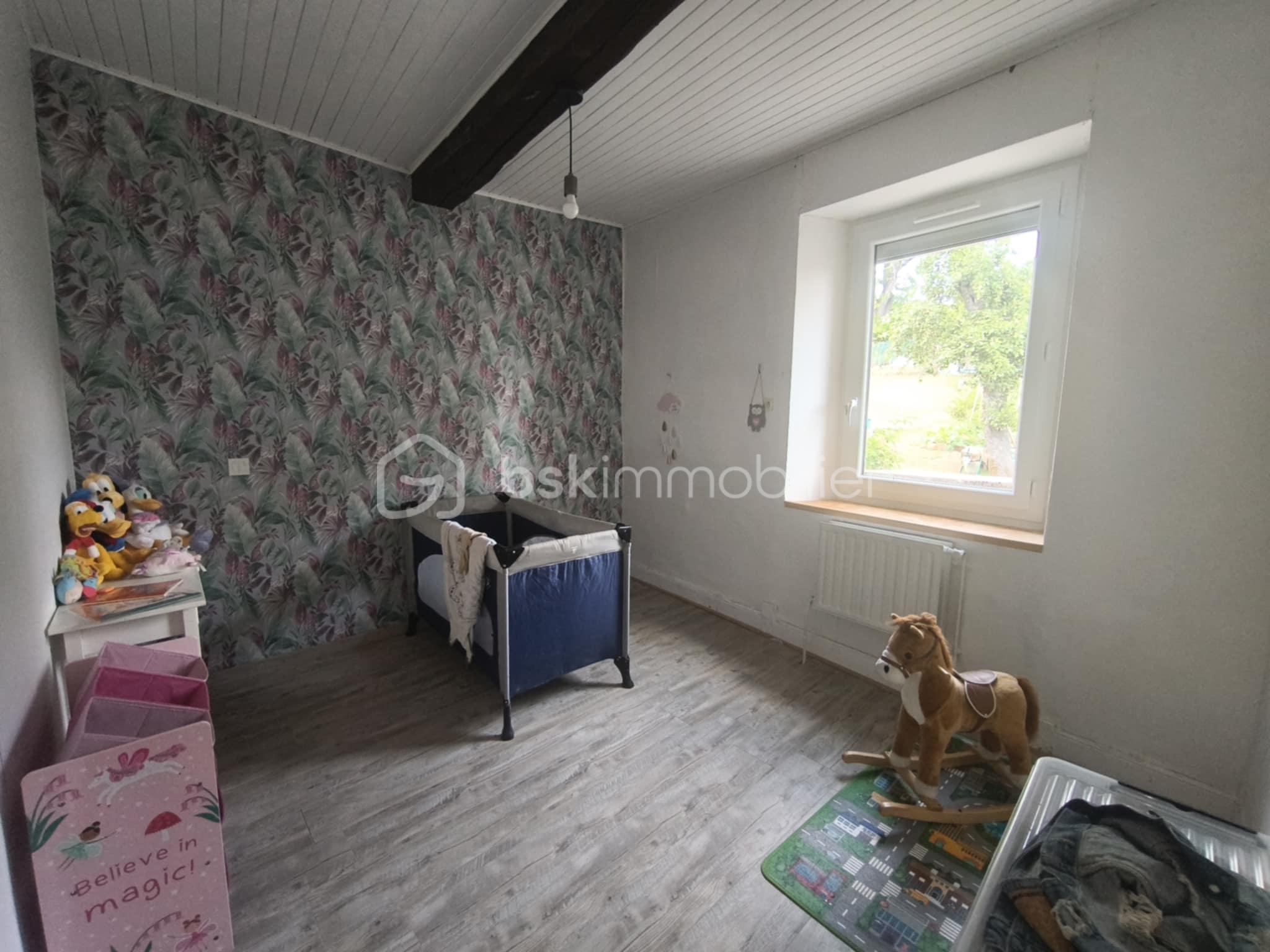 Maison en pierre de 230 m² - 4b415c98-df1e-4ca9-846e-a3b9f09868ff.jpg