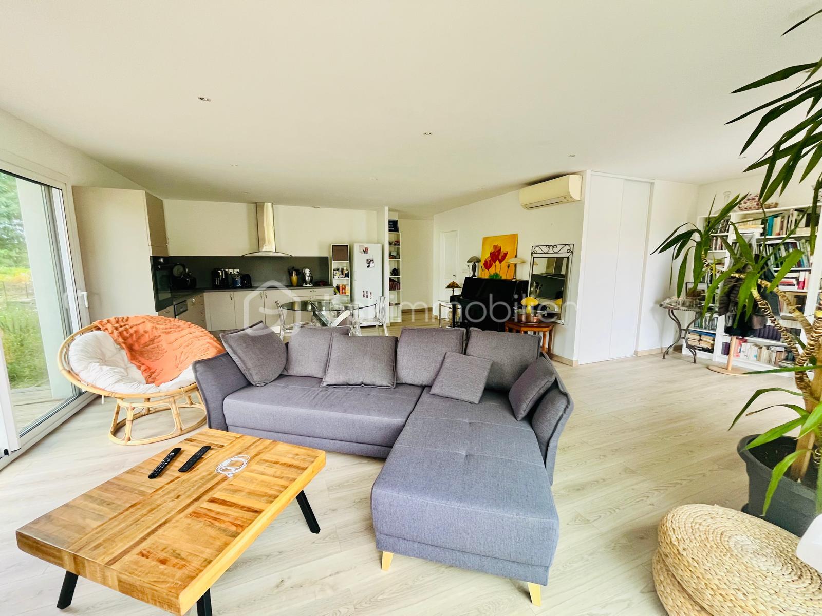 Maison de 107 m² - SALON.jpg