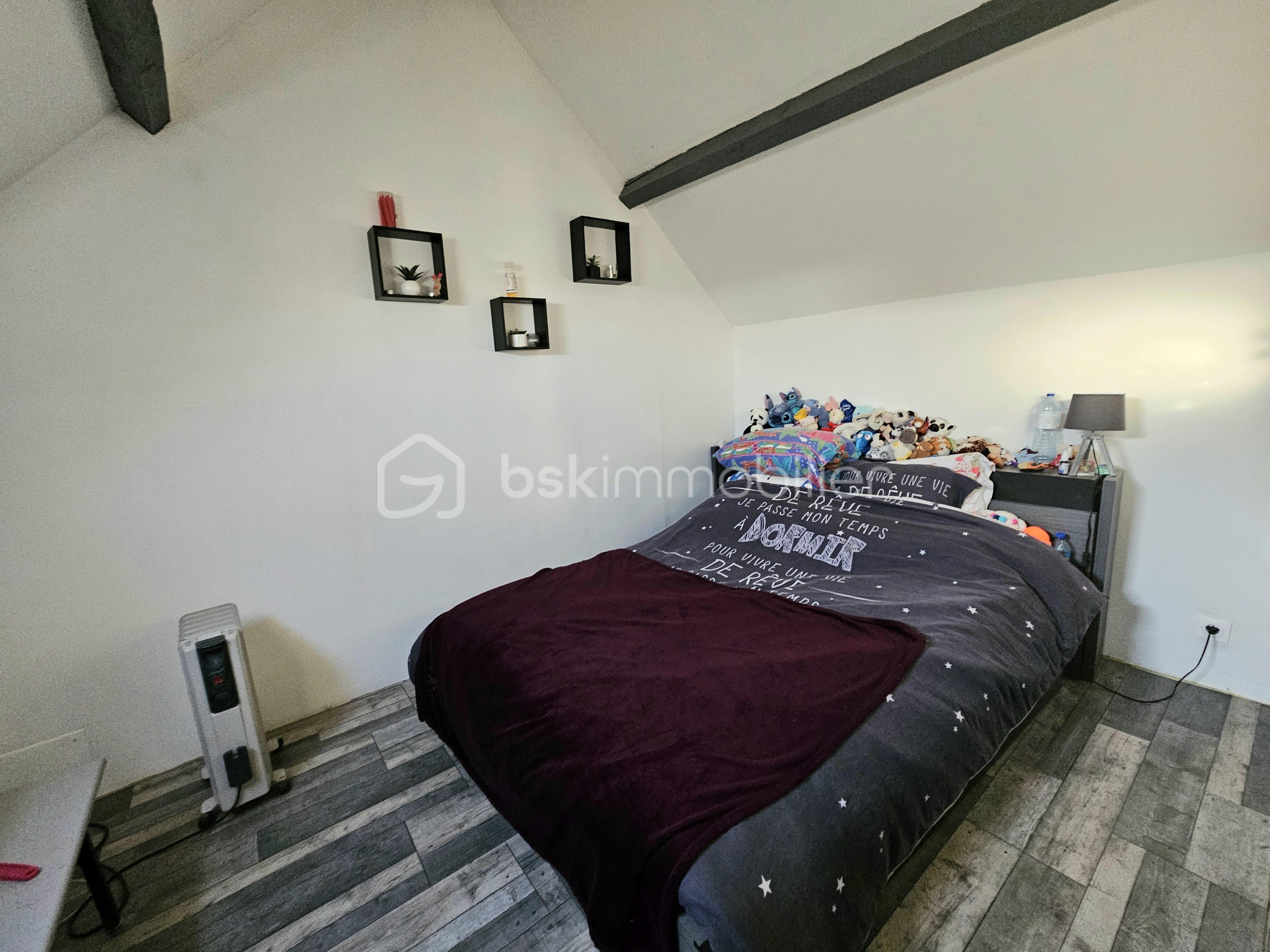 chambre etage sejour.jpg