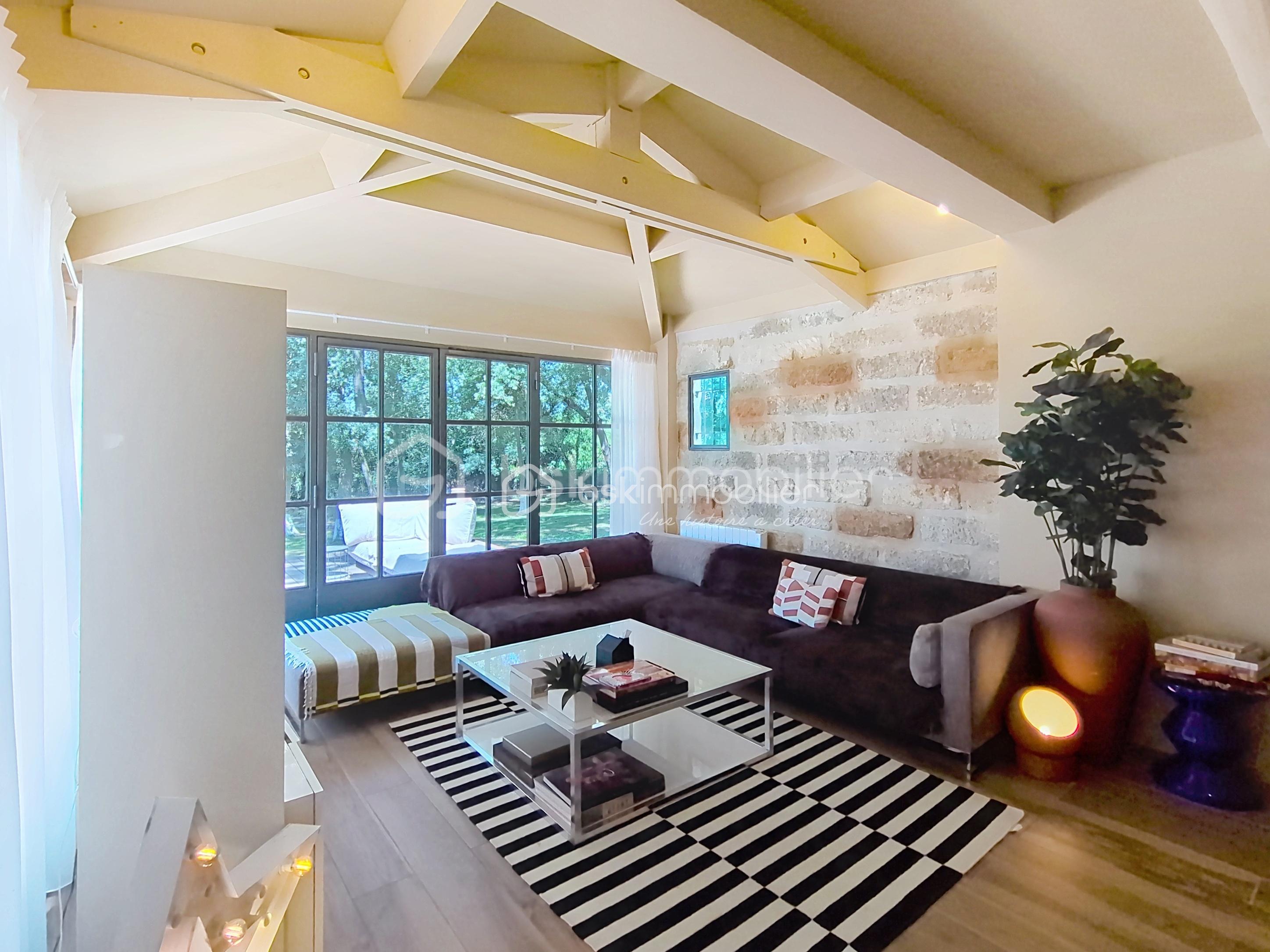 grand salon juin 26.jpg