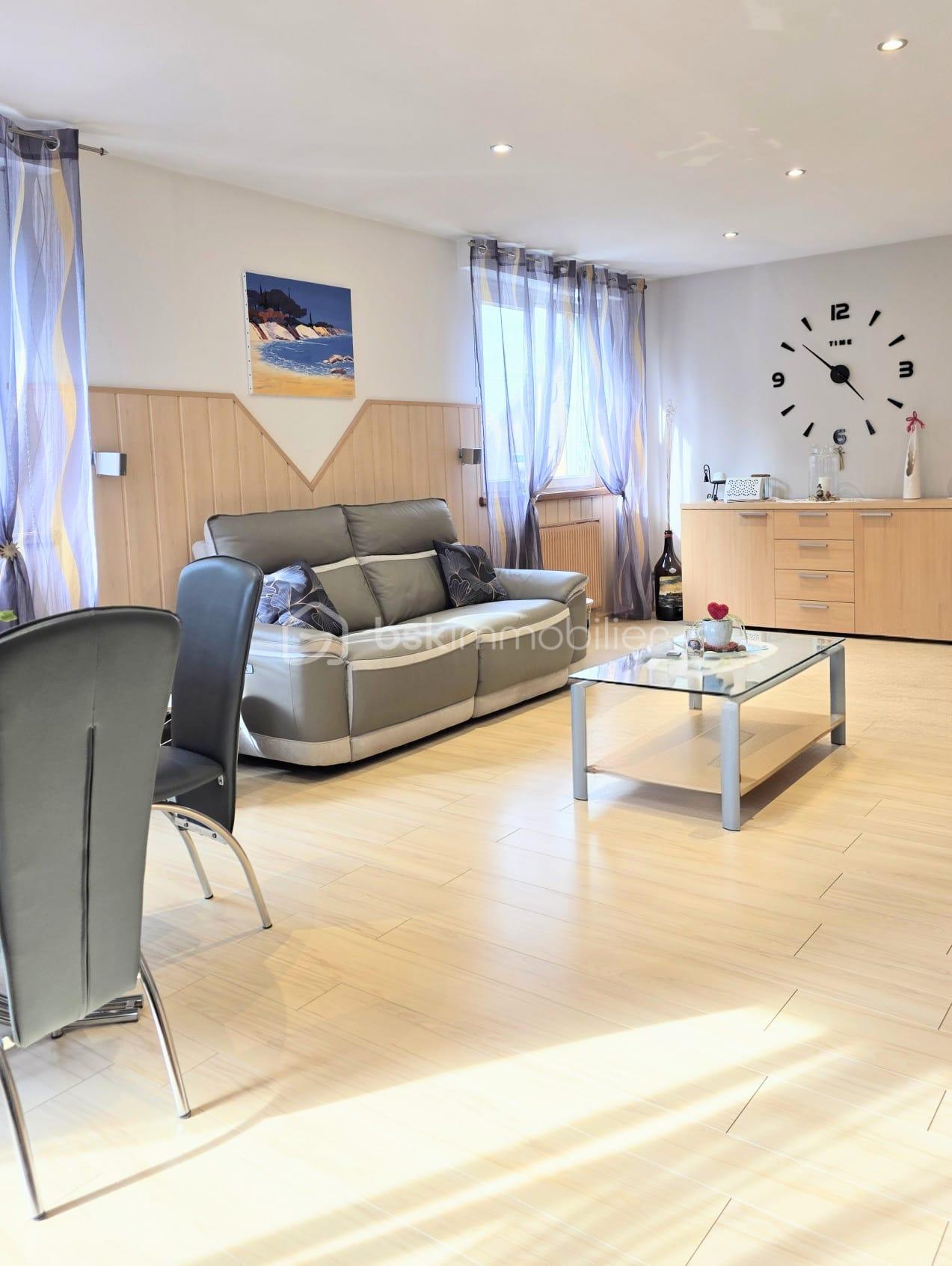 Maison de 272 m² - SALON MAISON PPALE.jpg