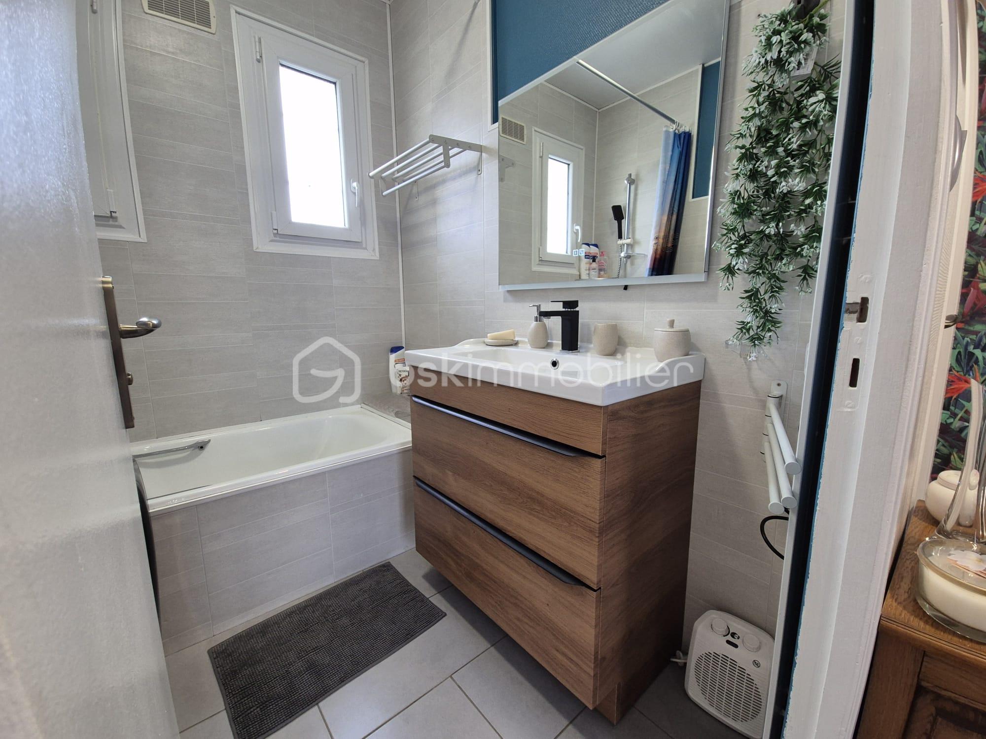 Maison traditionnelle de 111 m² - WhatsApp Image 2025-12-15 at 22.56.53 (5).jpeg