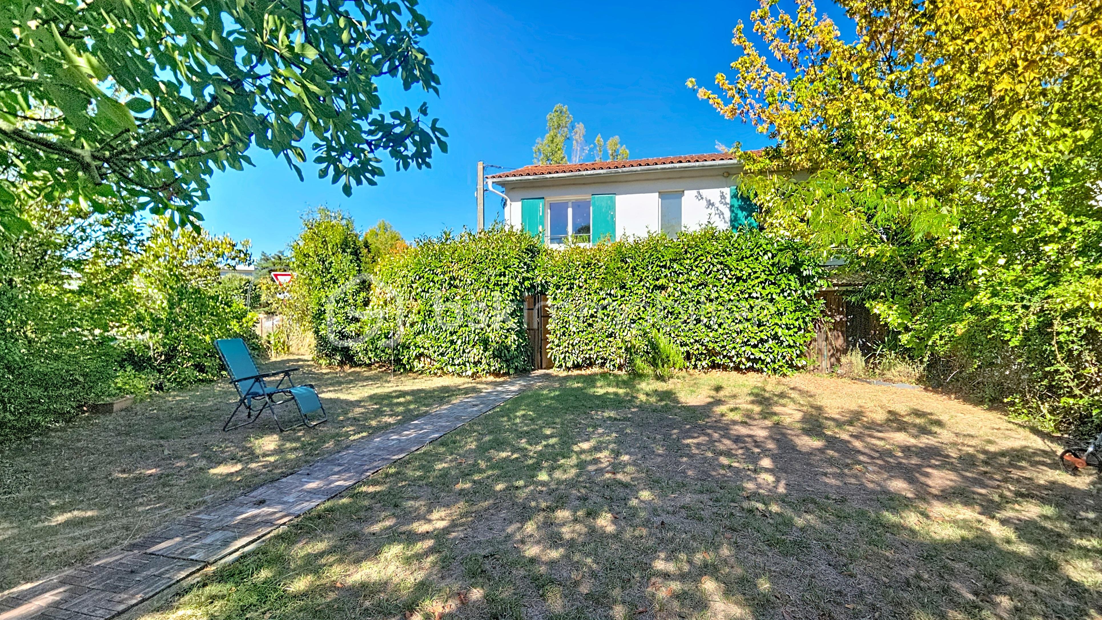 Maison 5 pièces 92 m² · à Carbon-Blanc · 92 m² · 295 000 €