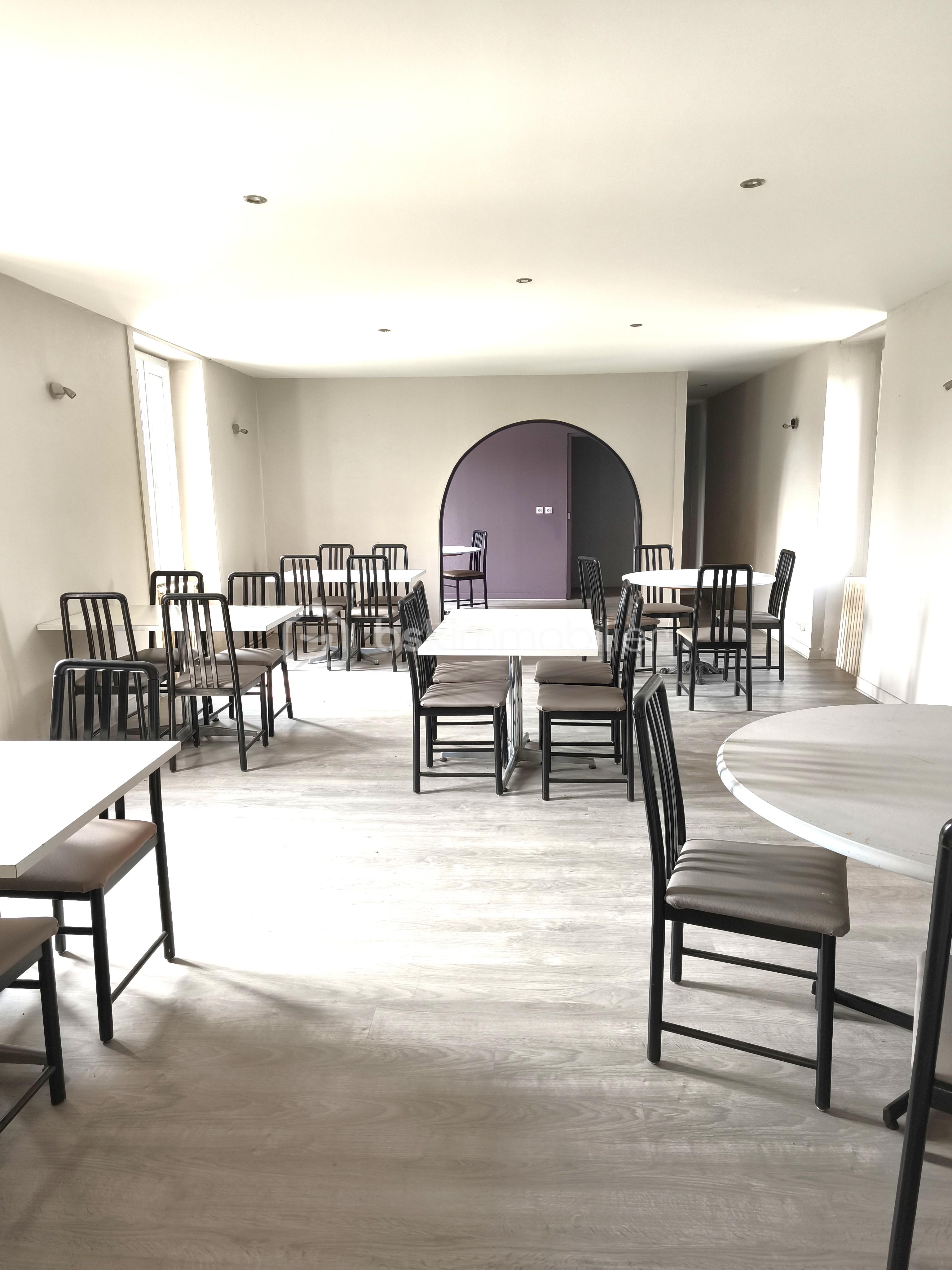 Maison de 275 m² - IMG_20250808_145735.jpg