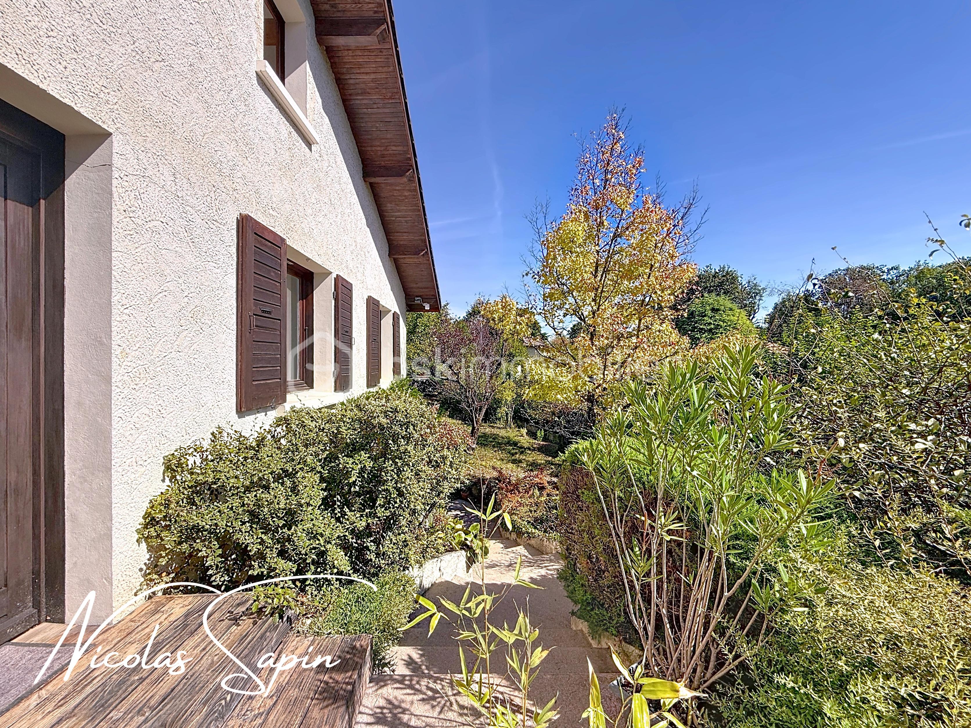 Maison de 160 m² - claix_00003.jpg