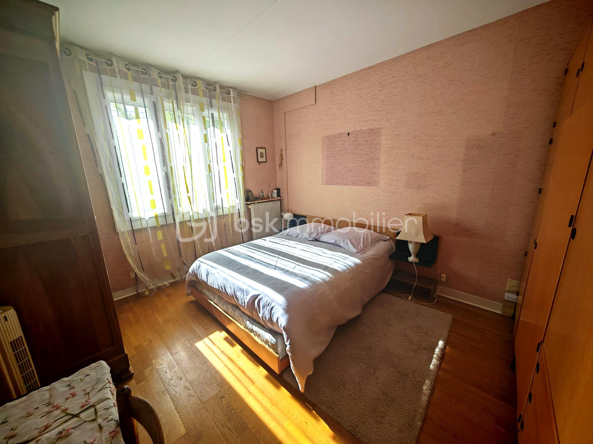 Maison traditionnelle de 160 m² - Ch3.jpg