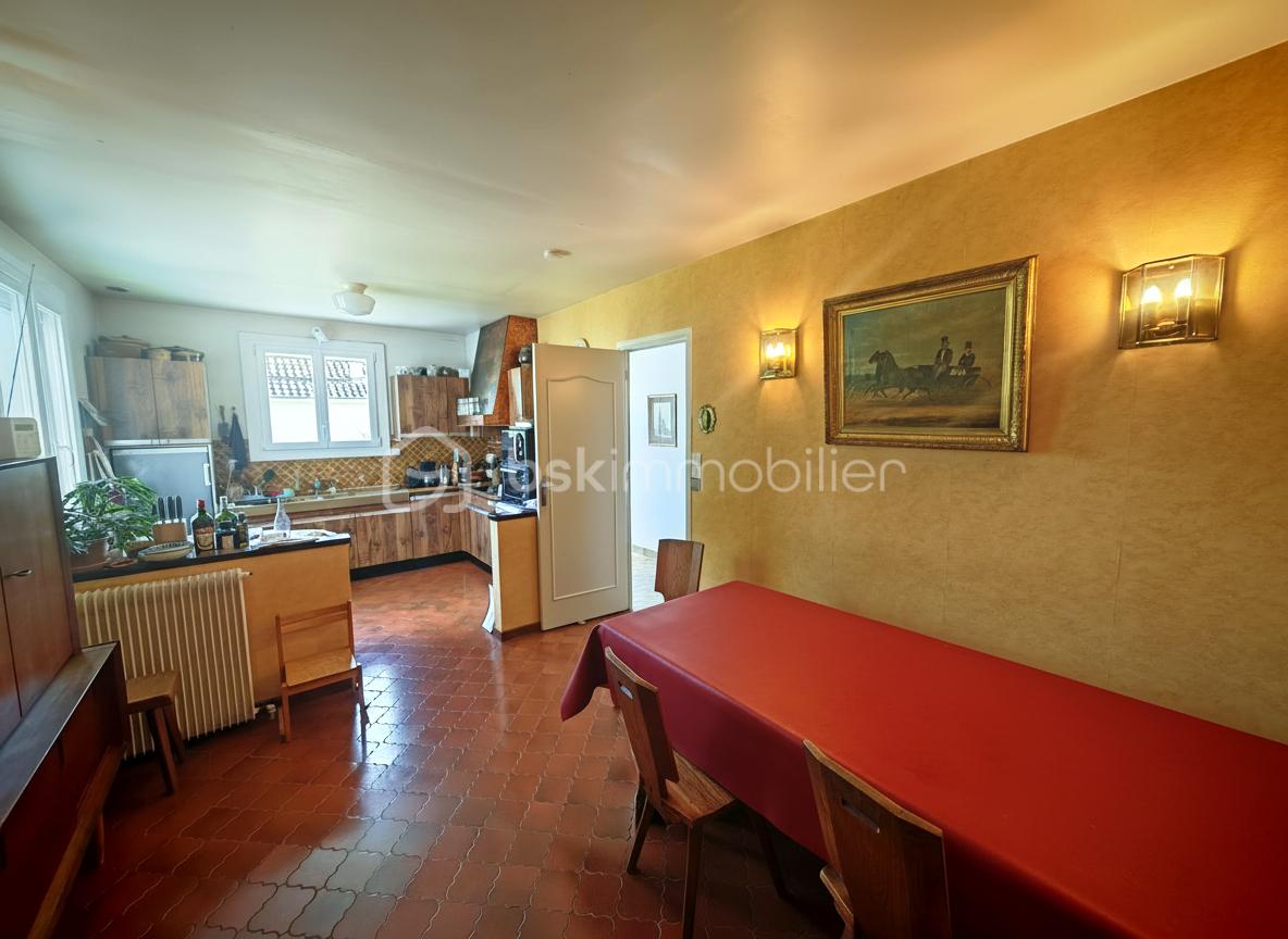 Maison traditionnelle de 160 m² - salle-a-manger.jpg