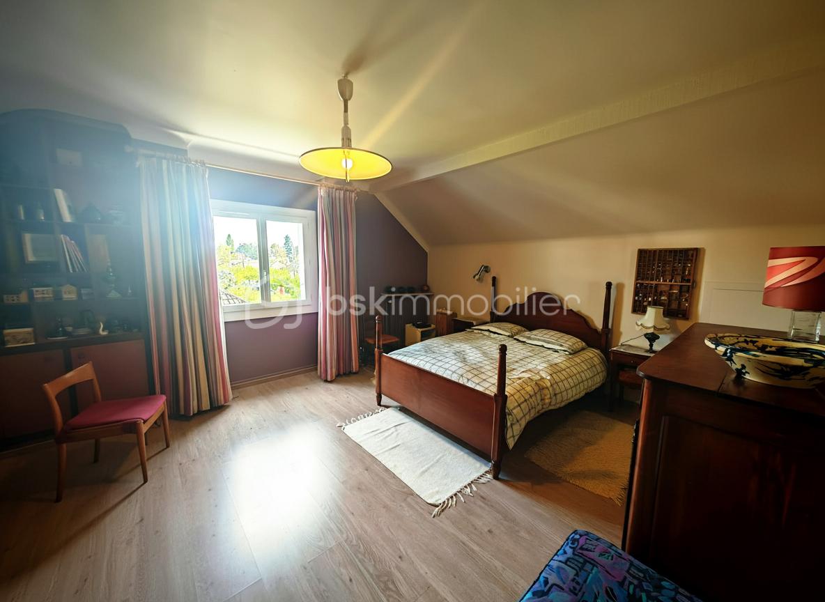 Maison traditionnelle de 160 m² - Ch2.jpg