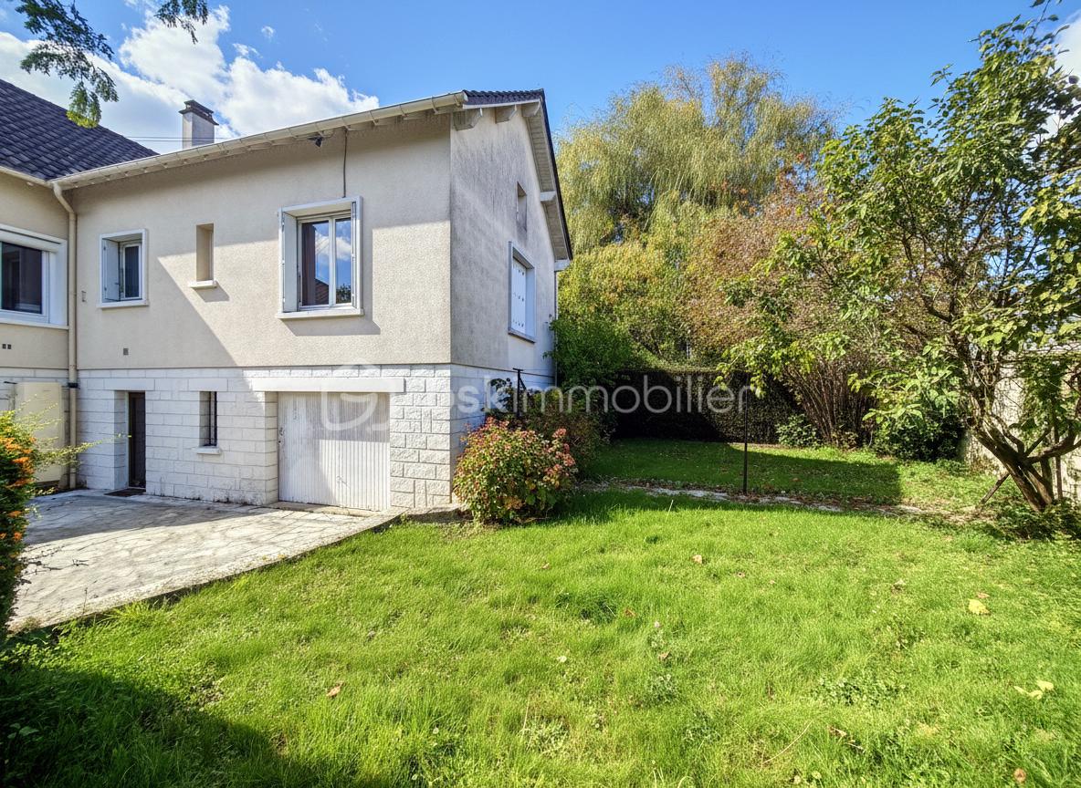 Maison traditionnelle de 160 m² - dependance.jpg