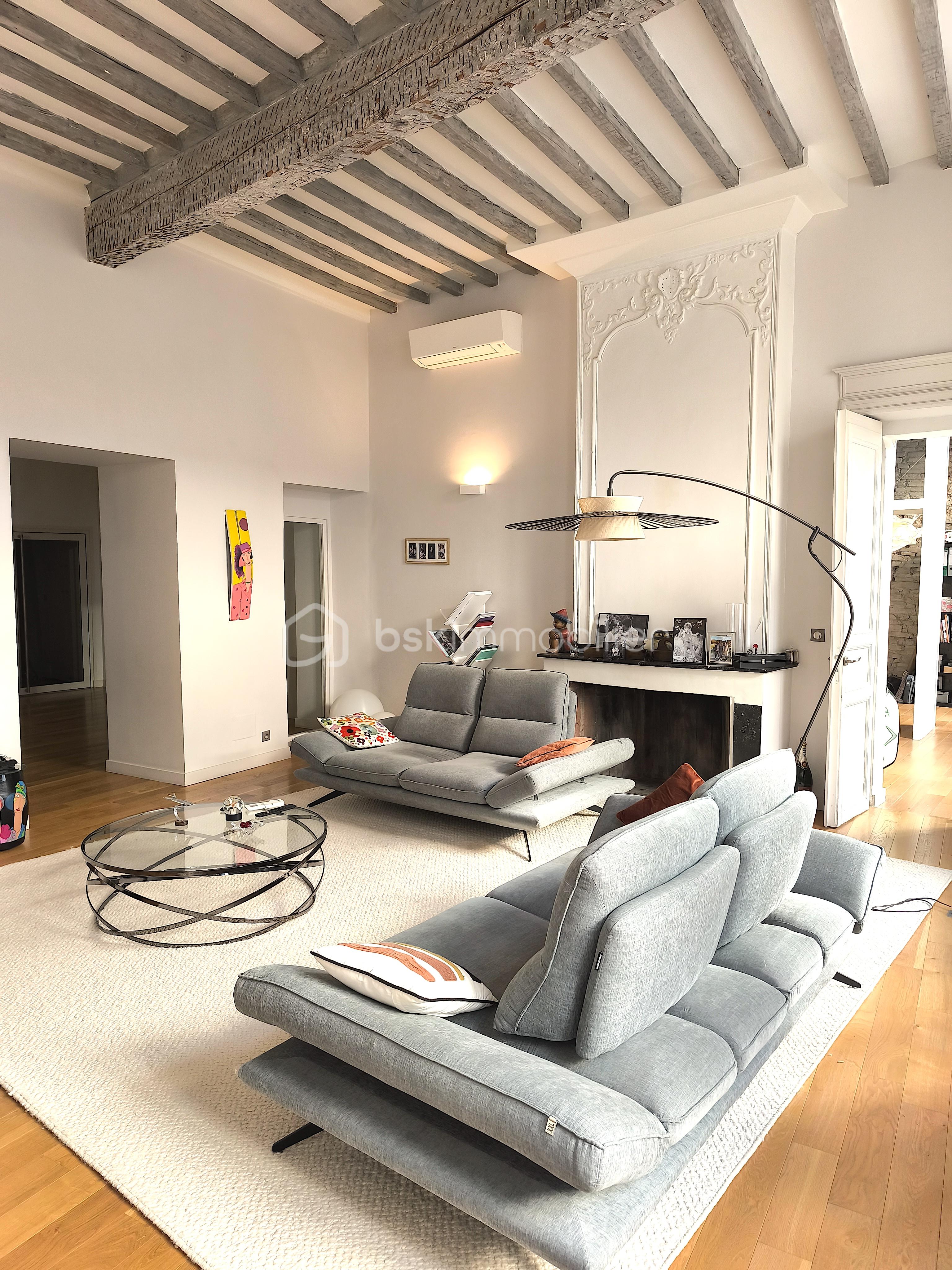Appartement de 212 m² - 12194.jpg