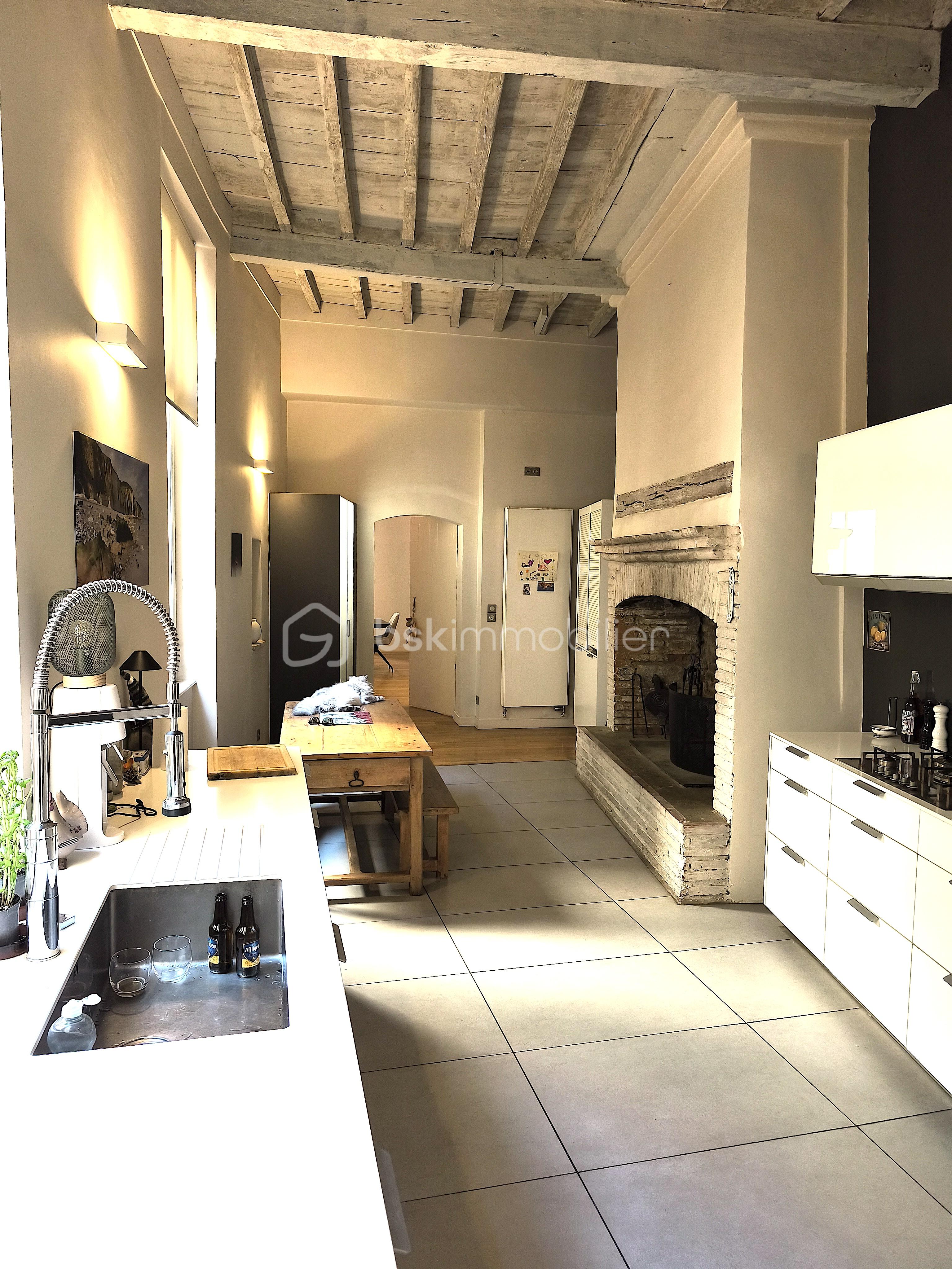 Appartement de 212 m² - 12191.jpg