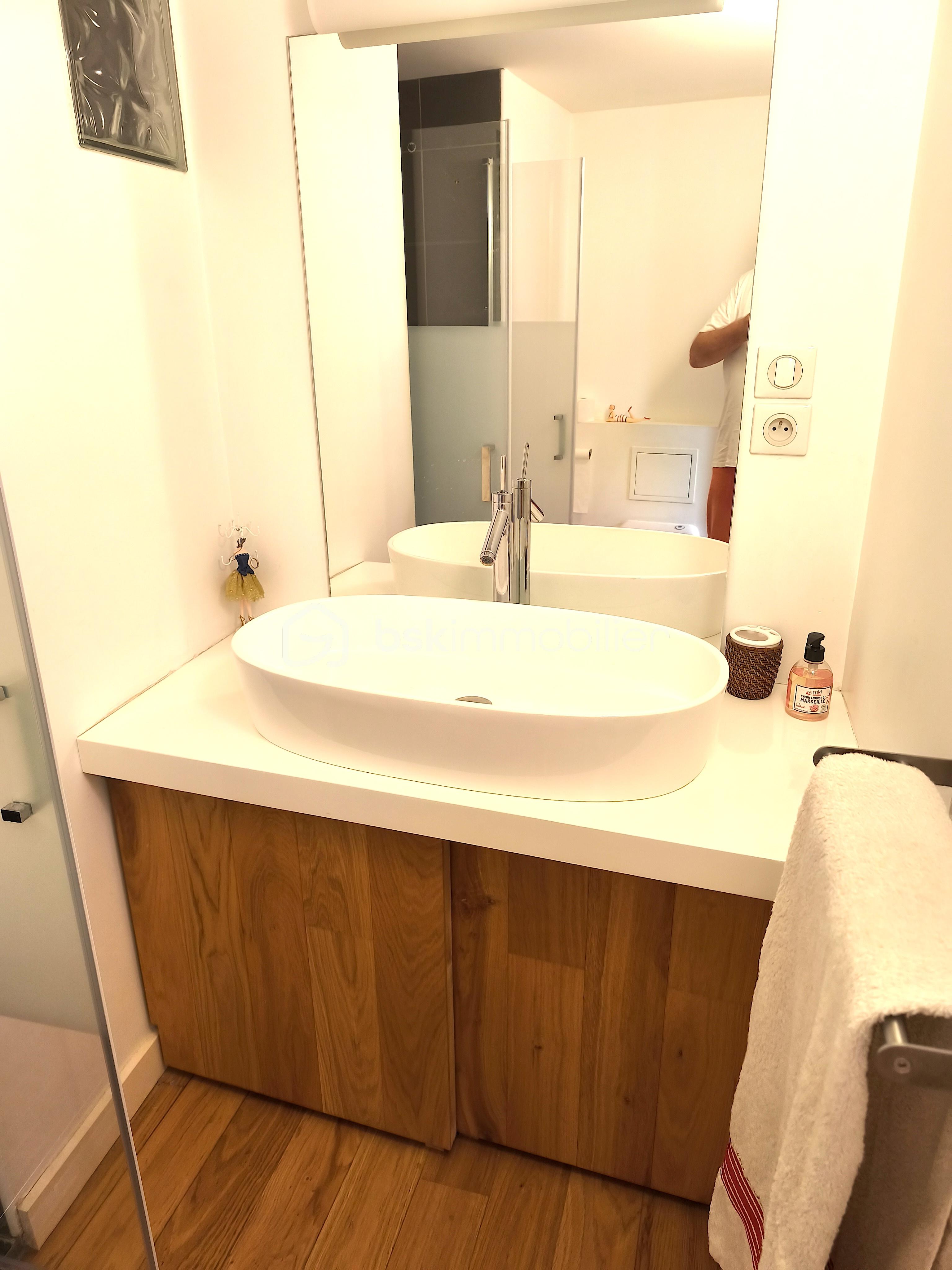 Appartement de 212 m² - 12199.jpg