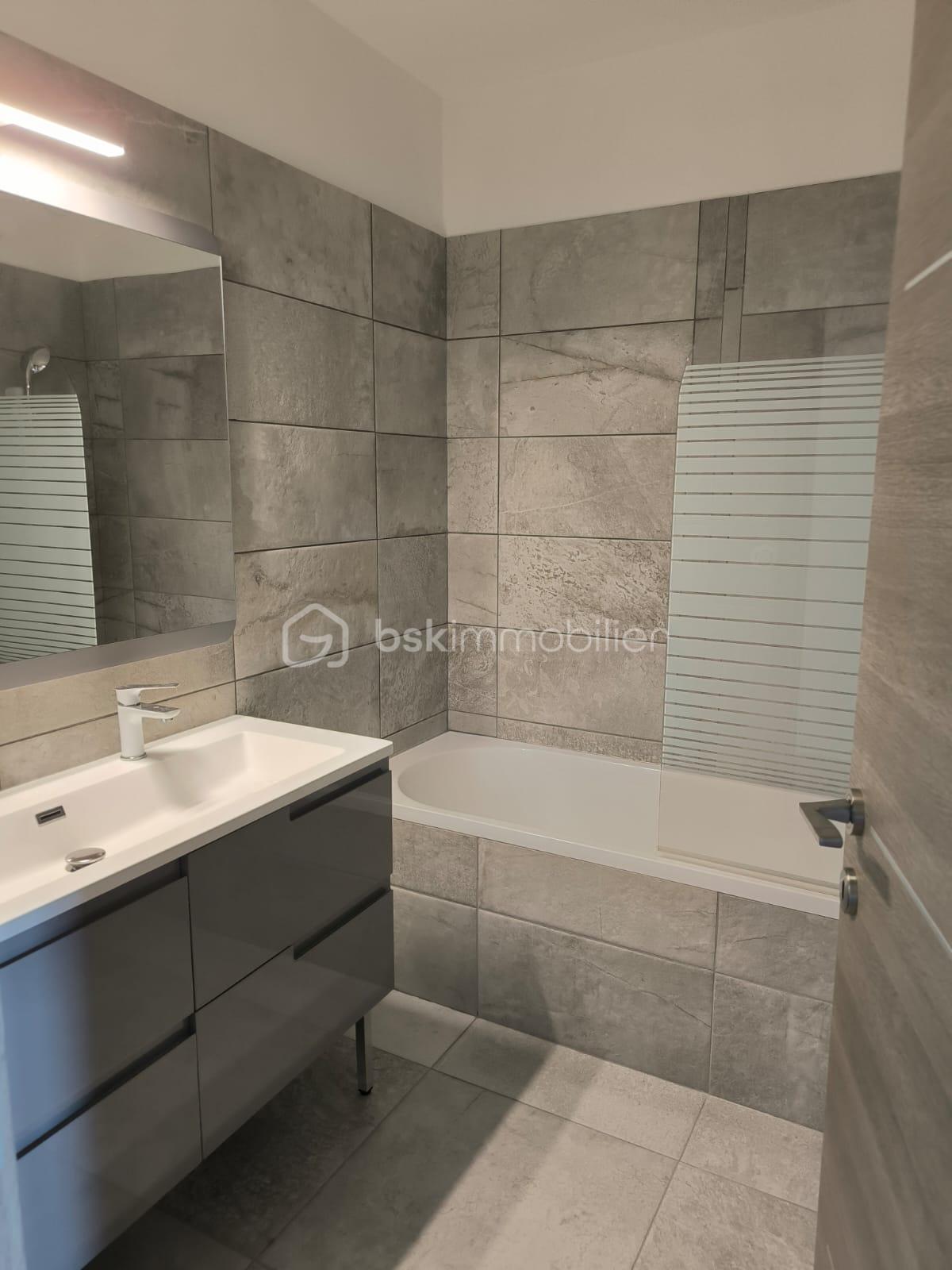 salle de bains 2.jpeg