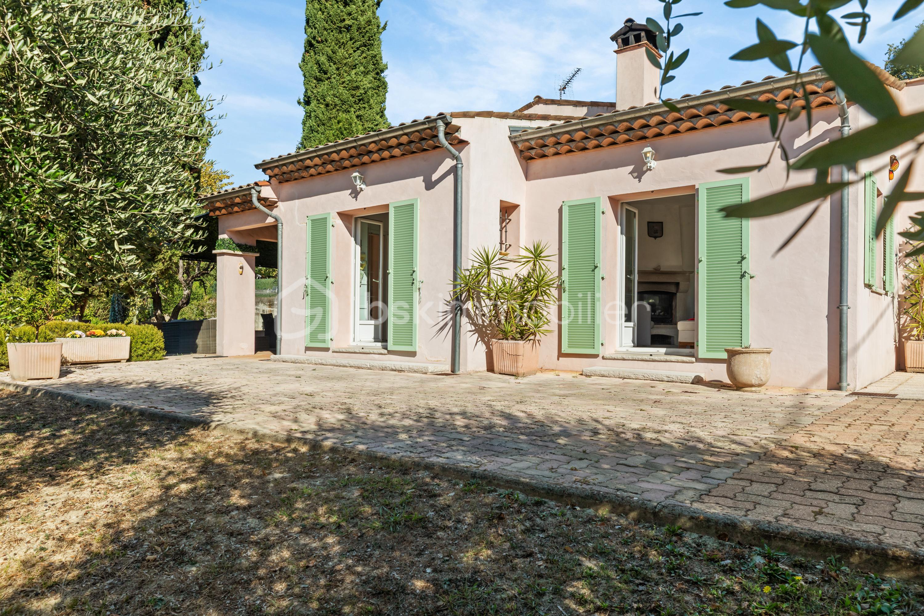 Maison de 167 m² - MAISON DEVANT.jpg