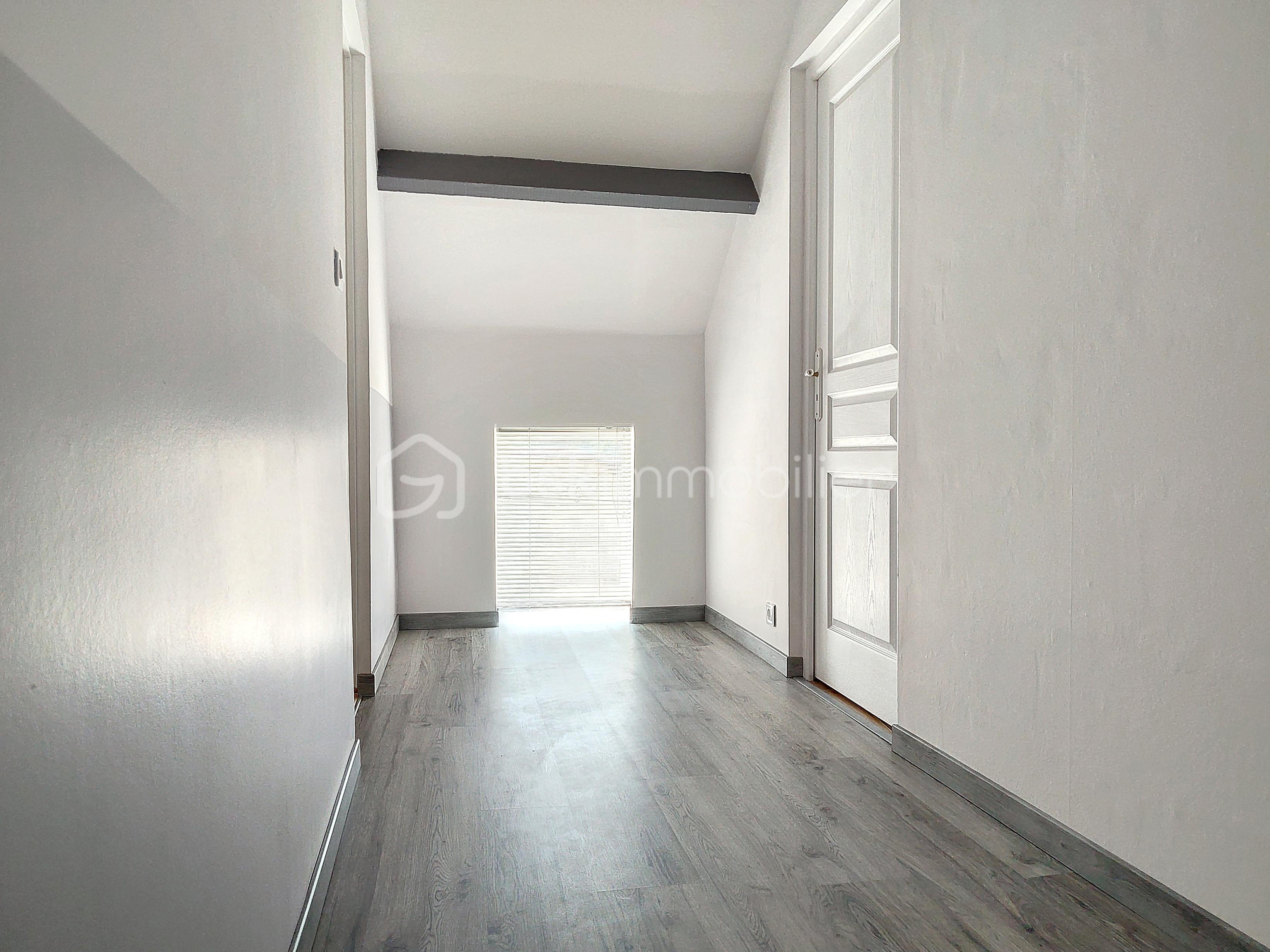 Maison ancienne de 95 m² - Photo_20220829153552_1661787746286.jpg